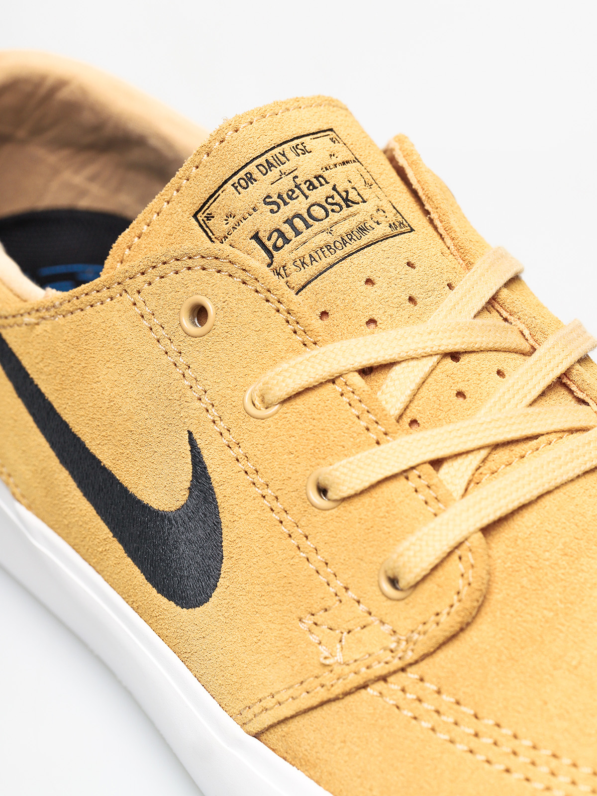Nike SB Zoom Janoski Rm Shoes (celestial gold/anthracite summit white)