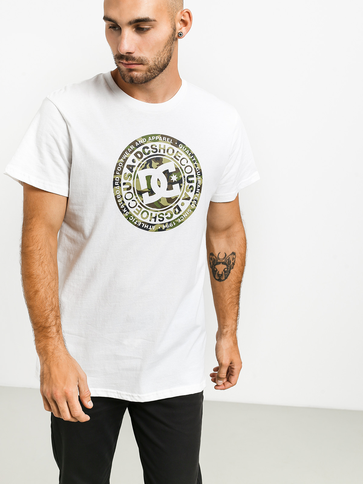 Dc Circle Star T Shirt Snow White Camo