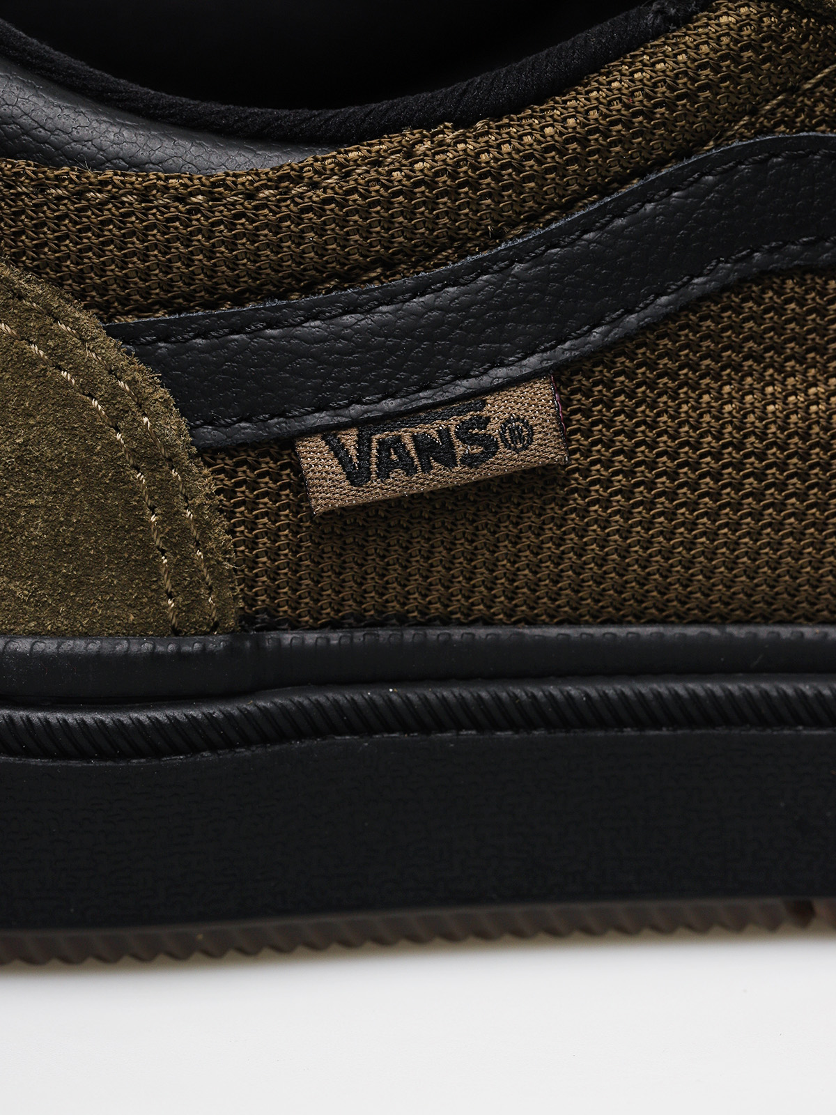 Vans Gilbert Crockett Shoes (tactical/beech/black)
