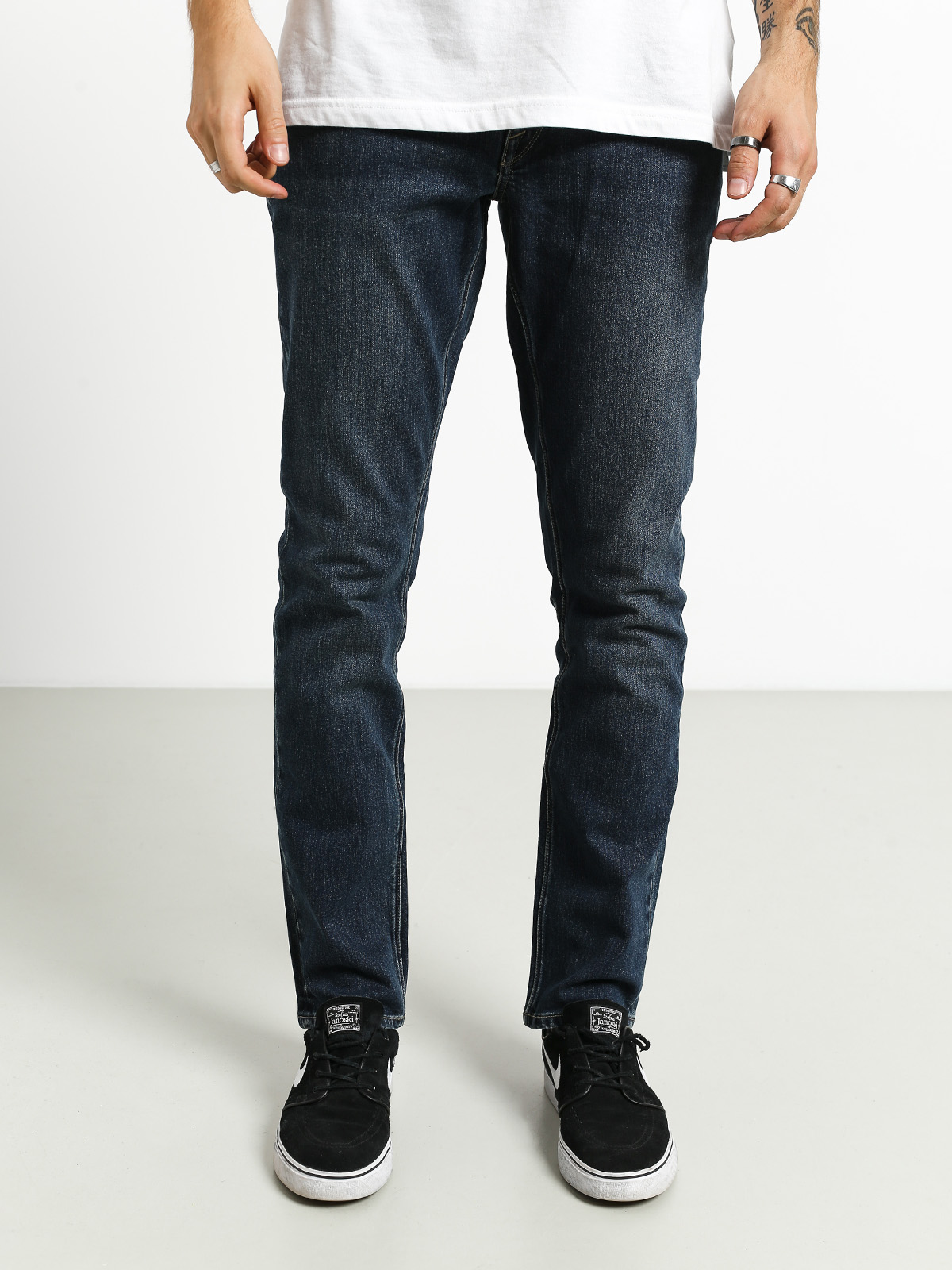 Volcom Vorta Denim Pants (medium blue wash)