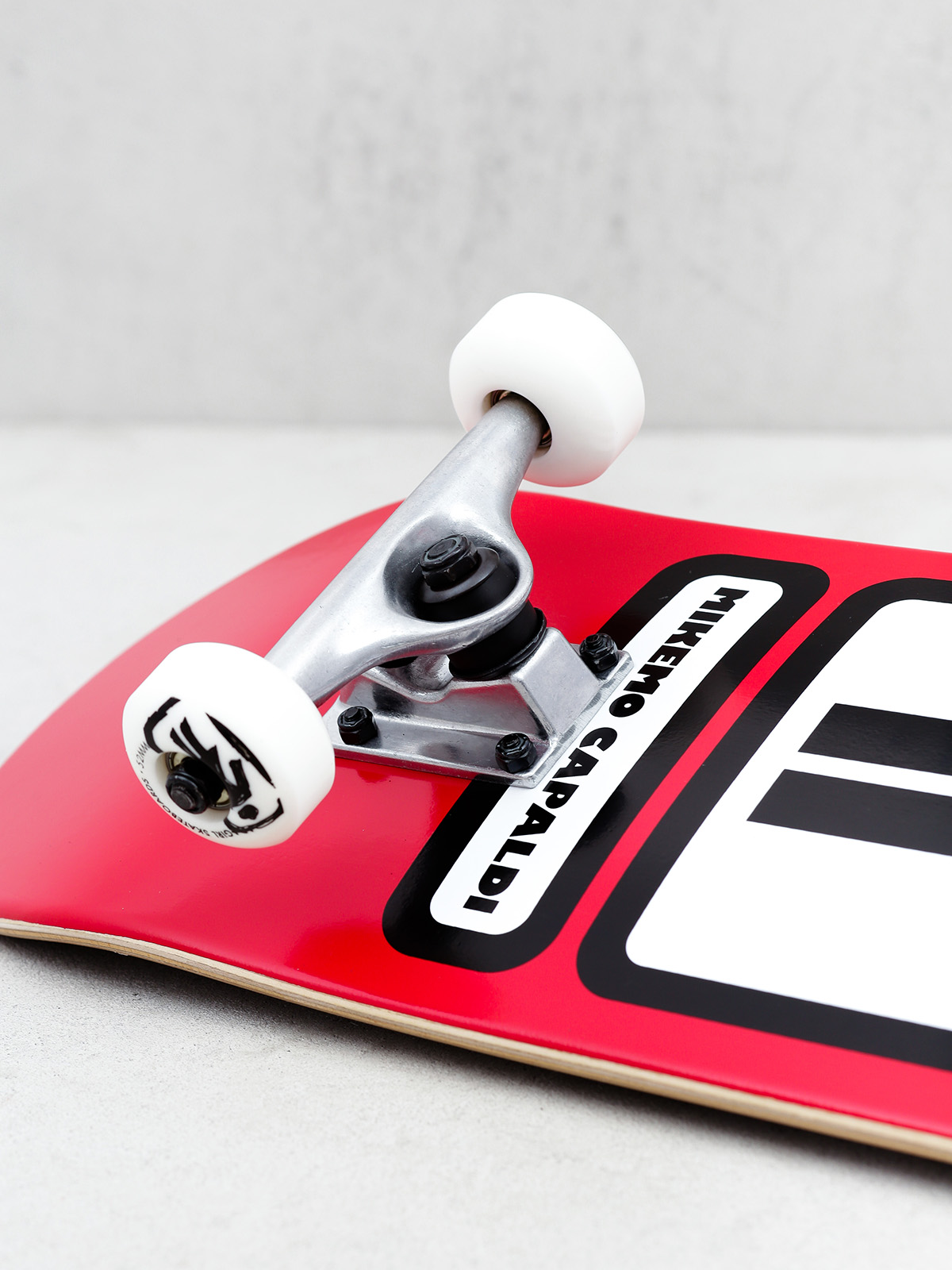 Girl Skateboard Mike Mo 93 Til Skateboard (red)