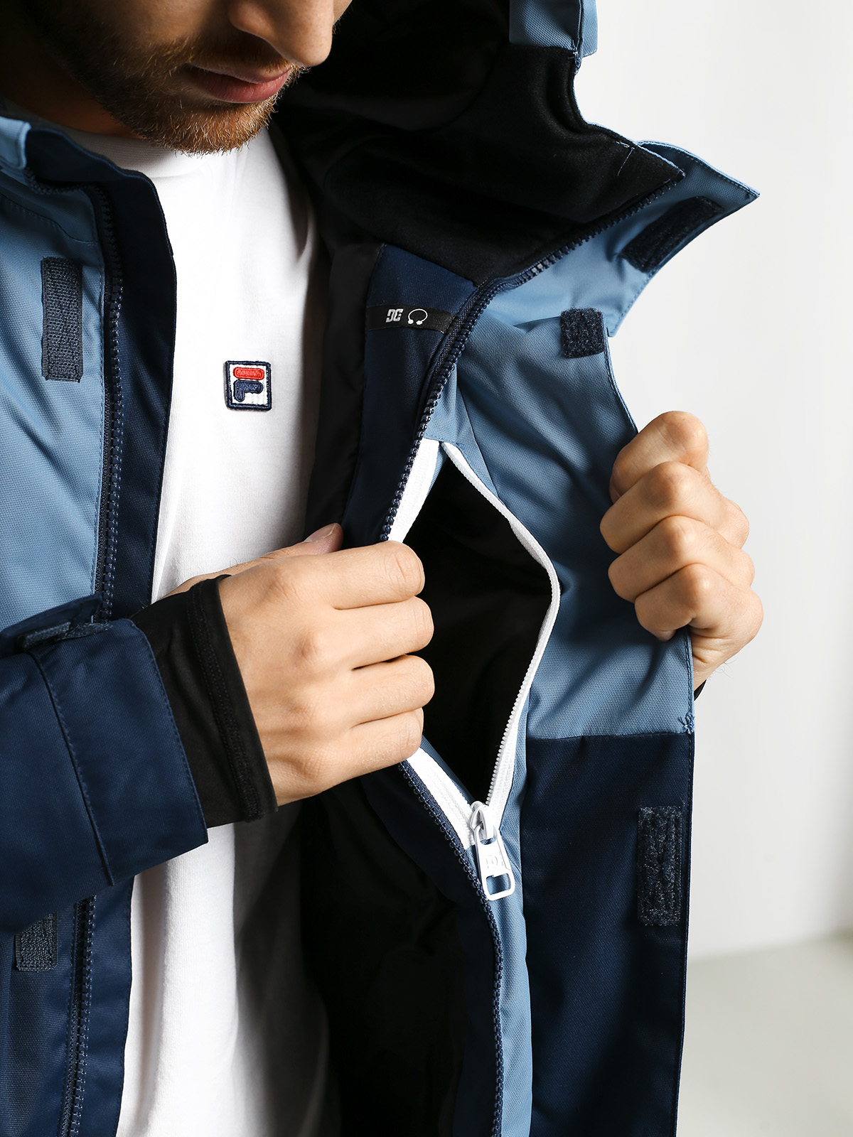 Mens DC Defy Snowboard jacket (coronet blue)