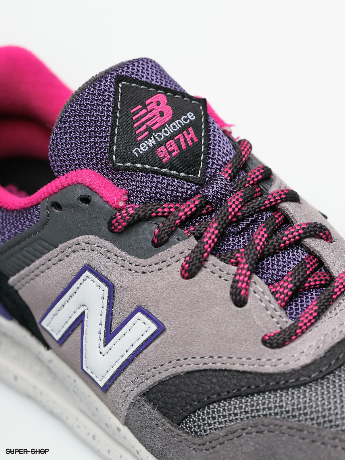 New Balance 997 Shoes Wmn (grey/purple)