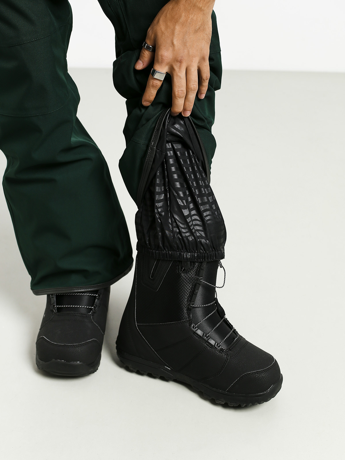 Mens Volcom Roan Bib Overall Snowboard pants (dkg)