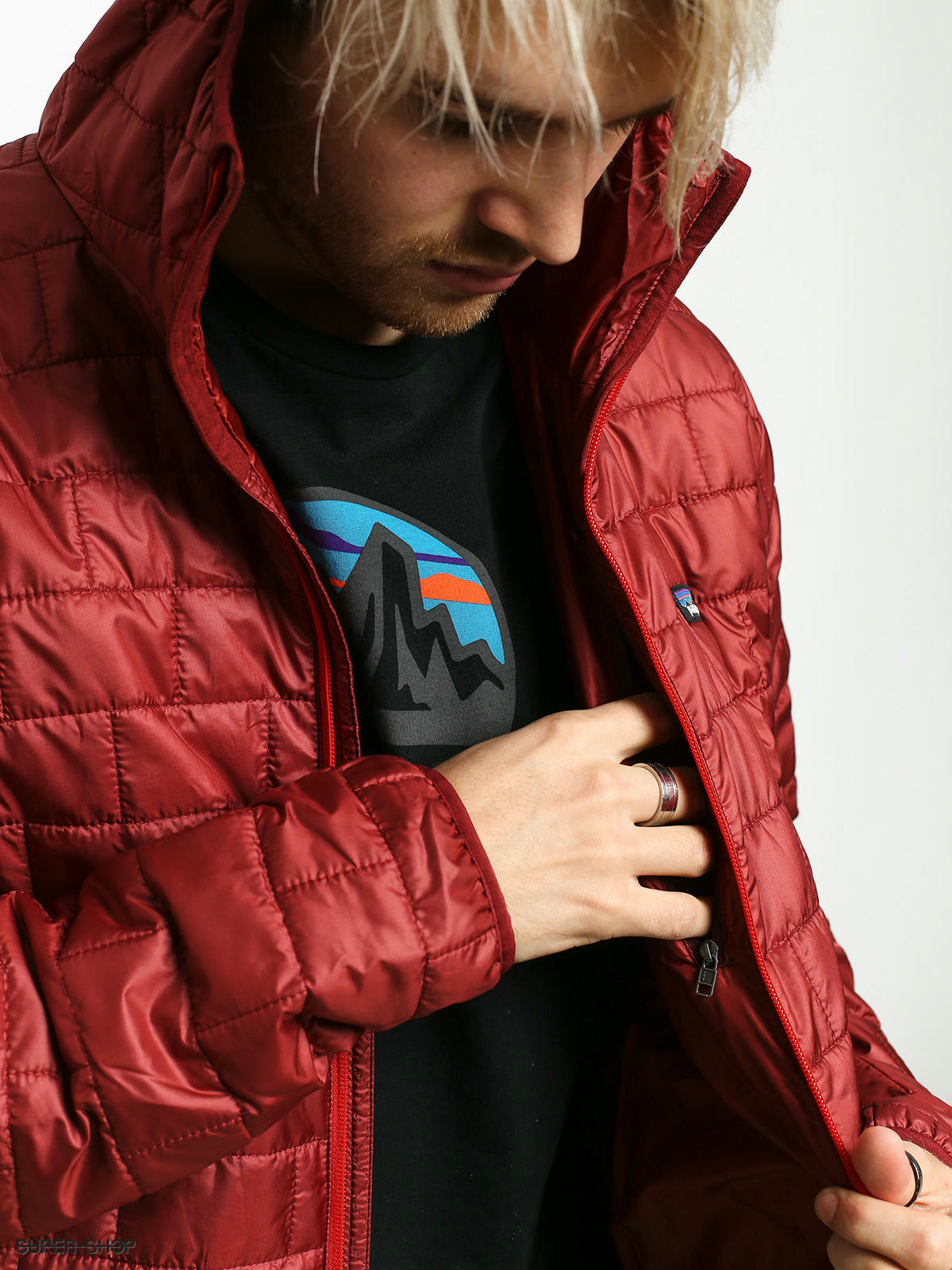 patagonia nano air hoody oxide red