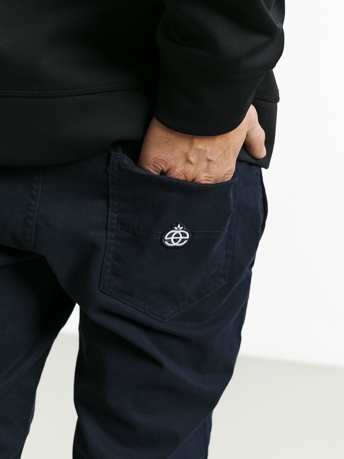 Elade Jogger Icon Mini Logo Pants (navy blue)