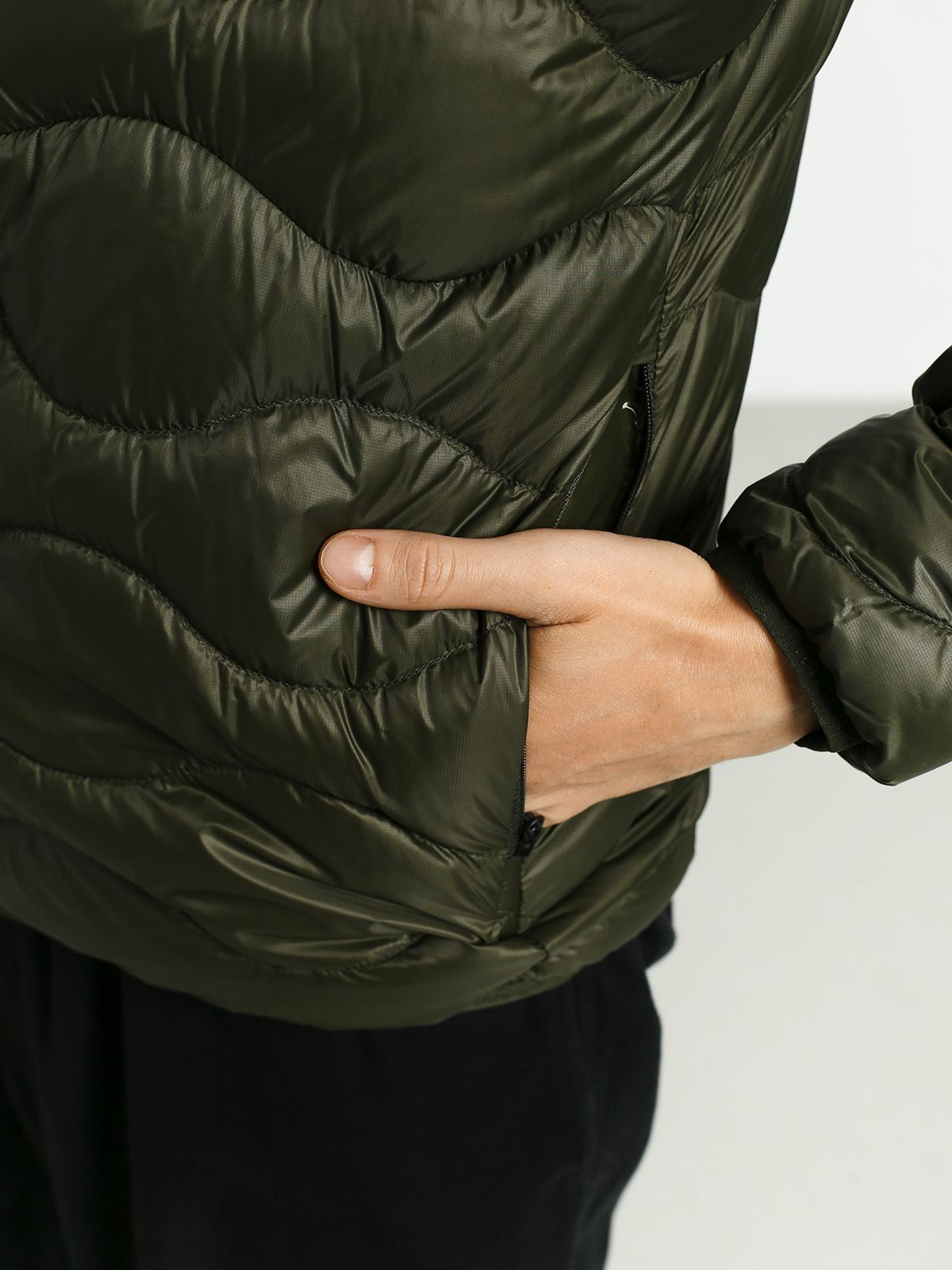 peak performance forest night