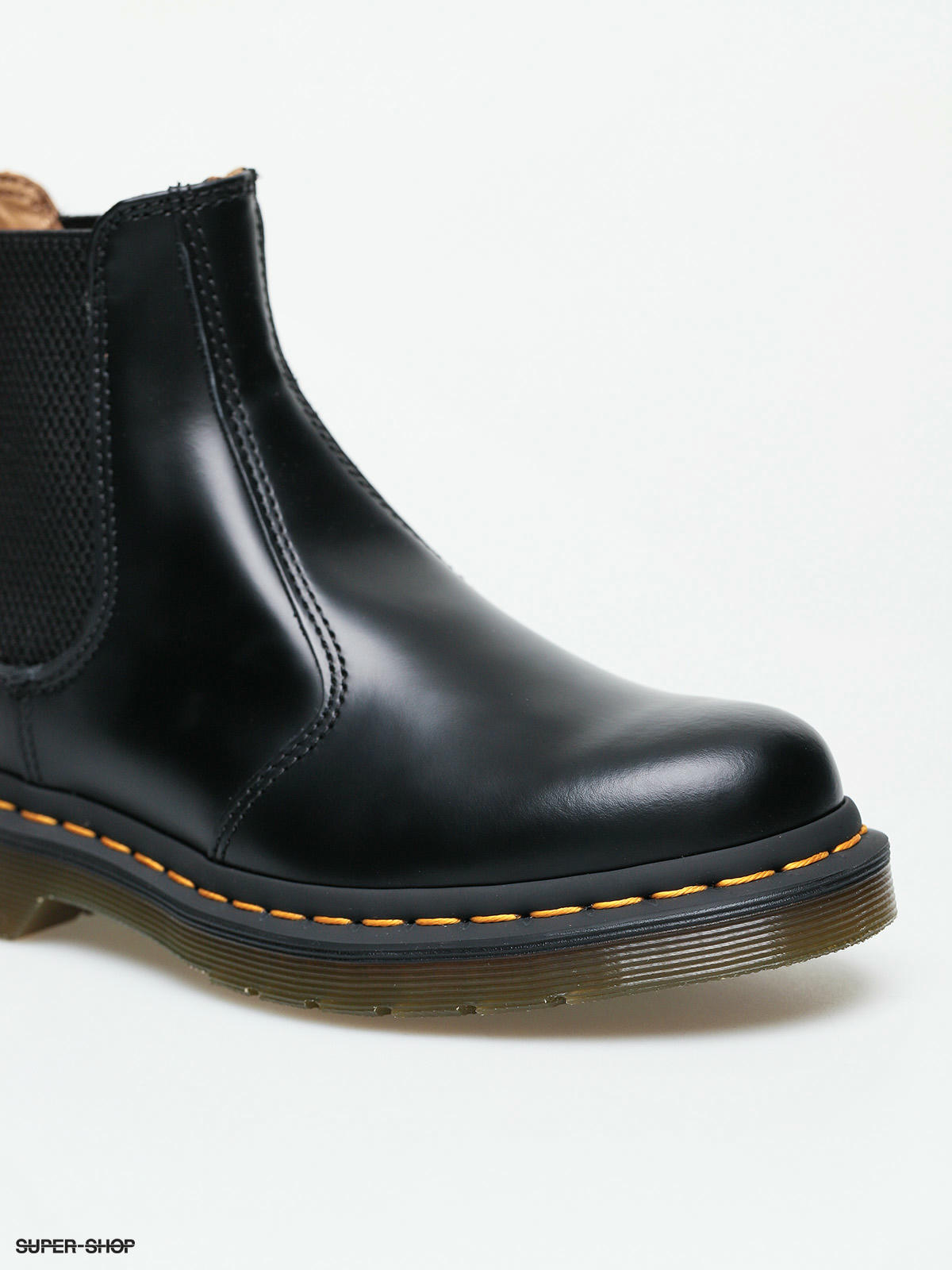 dr martens 2976 black smooth