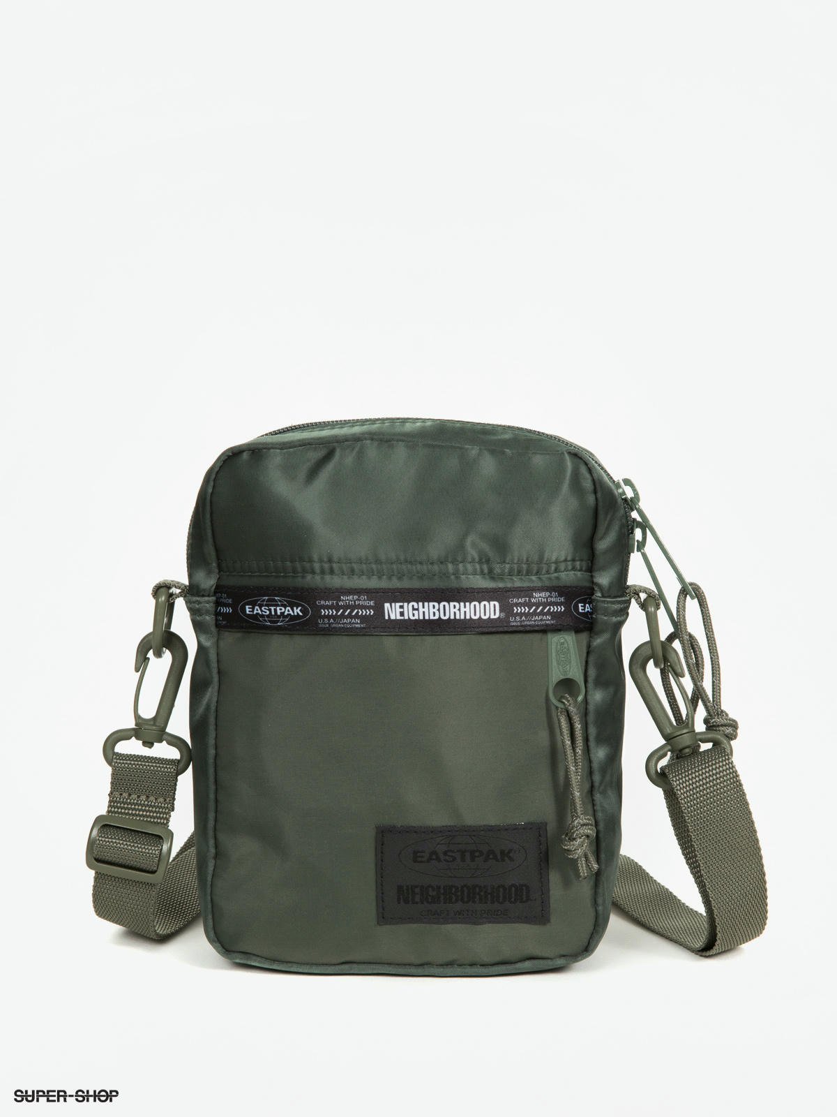 eastpak handbag