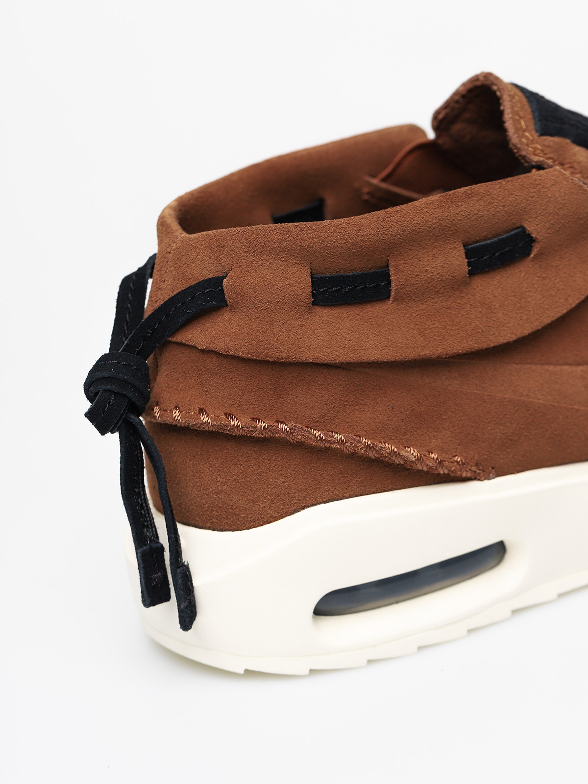 Nike SB Air Max Stefan Janoski 2 Moc Shoes (lt british tan/lt british tan black)