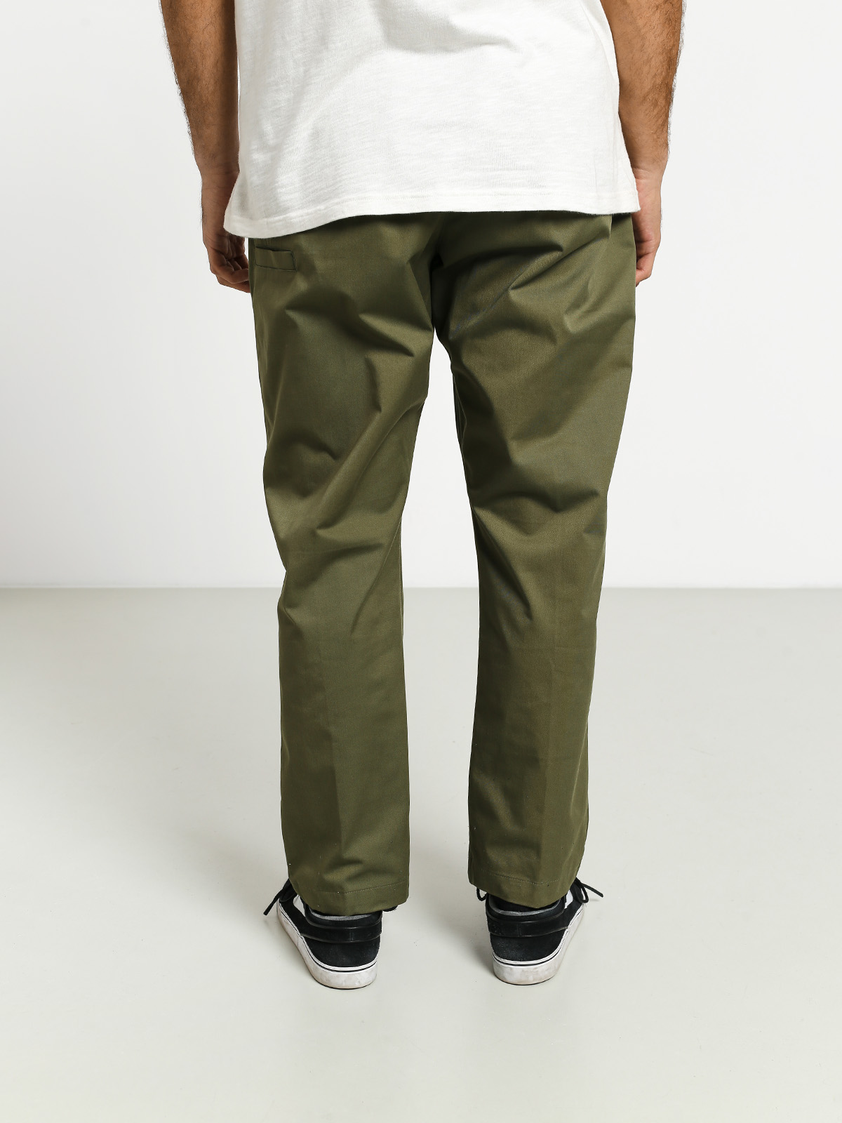 Nike SB Dry Pull On Chino Pants (medium olive)