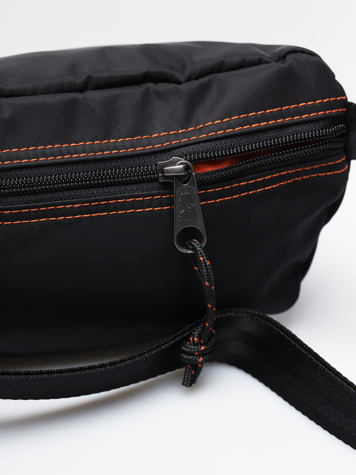 Eastpak x Alpha Industries Springer Bum bag (alpha black)