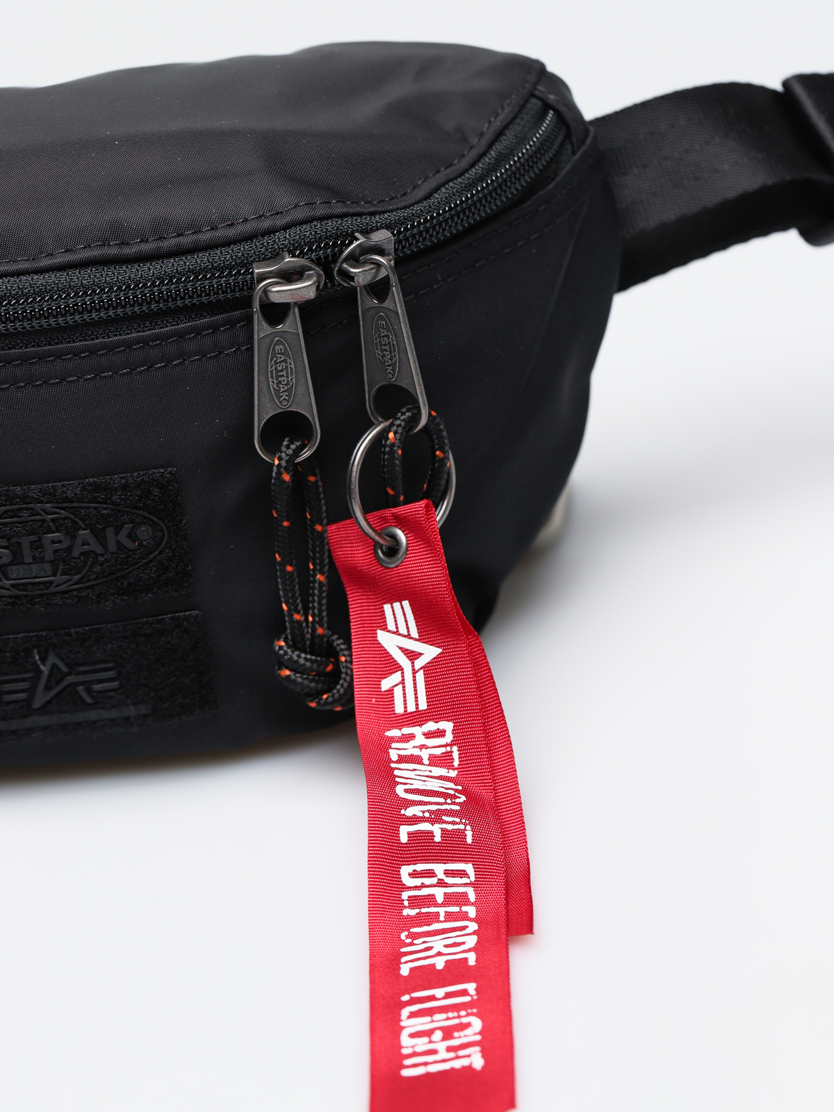 Eastpak x Alpha Industries Springer Bum bag (alpha black)