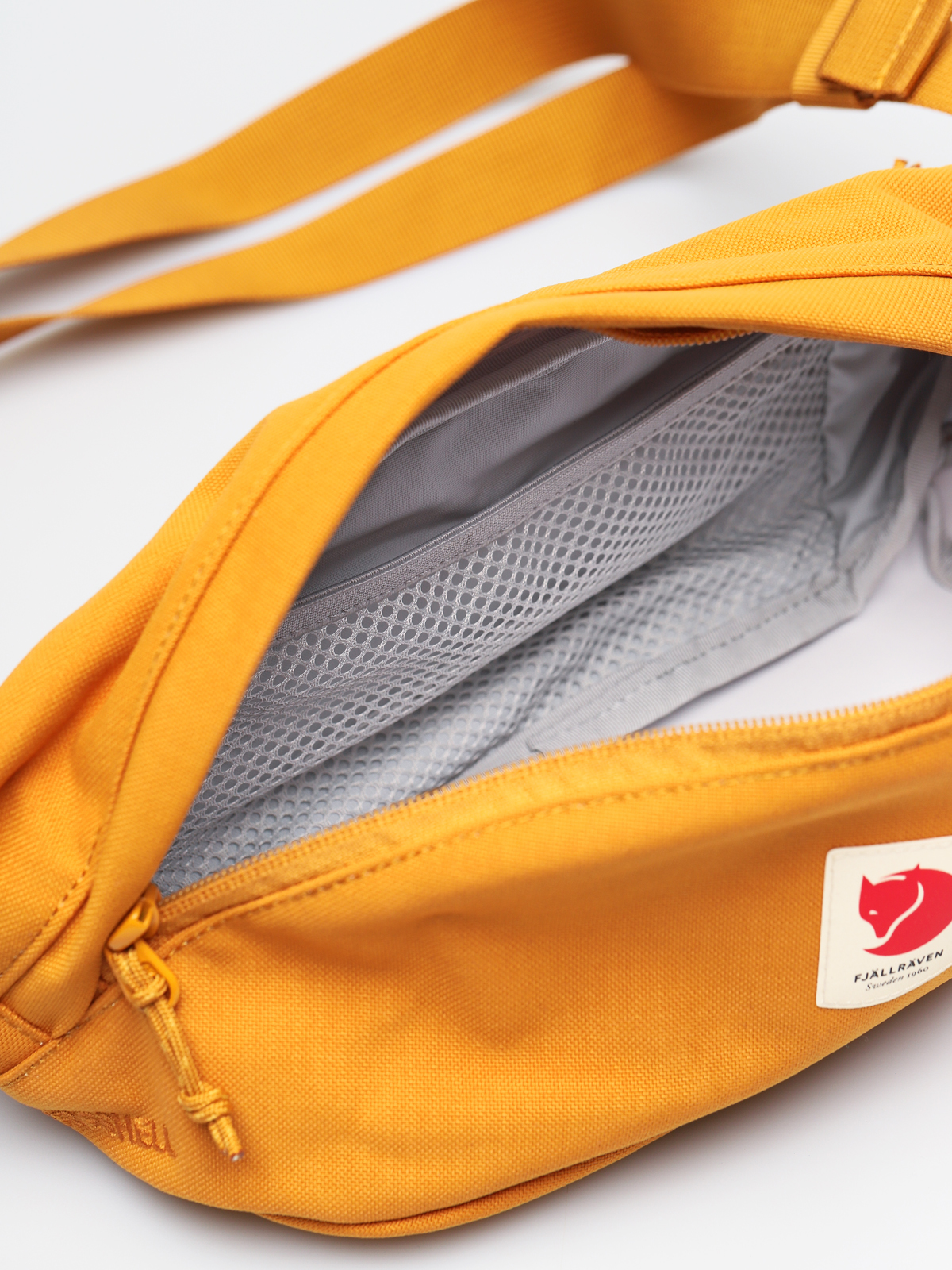 Fjallraven Ulvo Hip Pack Medium Bum bag (red gold)