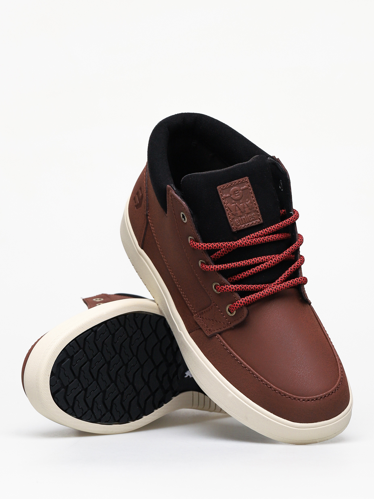 etnies brown