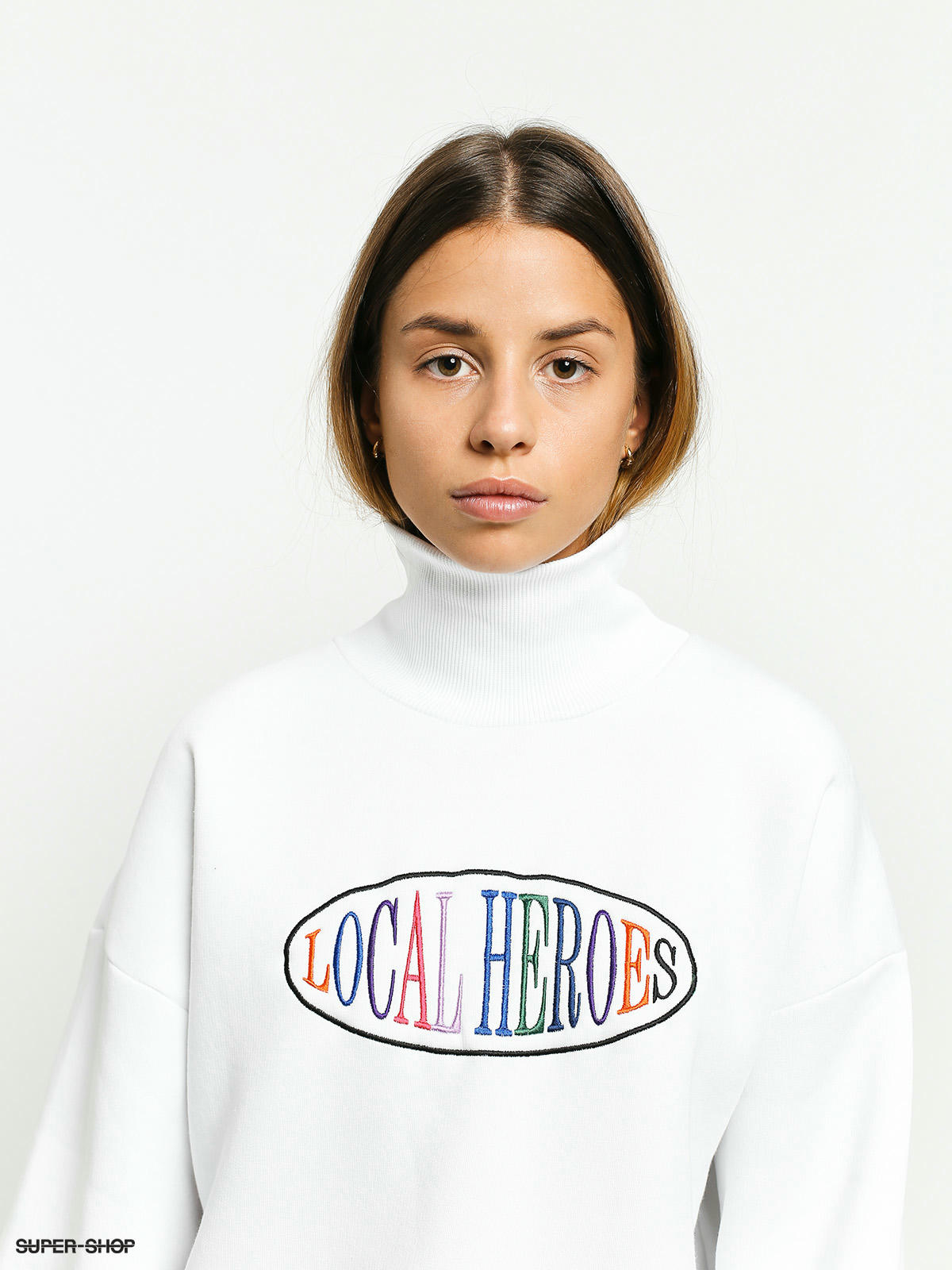 white turtleneck sweatshirt