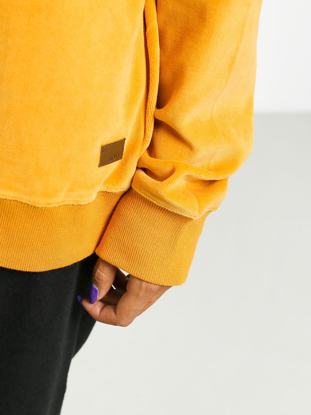 roxy chasing waves hoodie