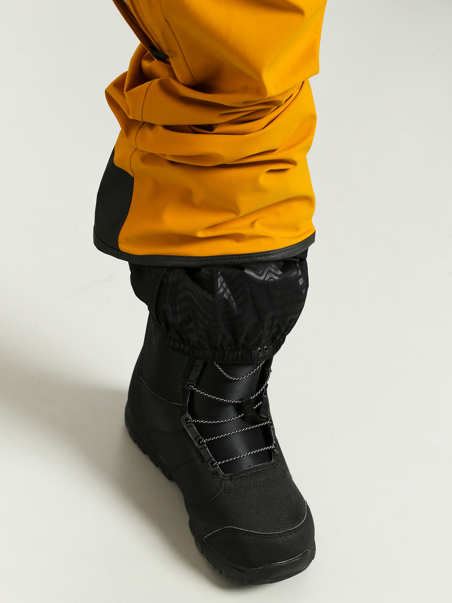 Volcom Stretch Gore Tex Snowboard pants - yellow (rsg)