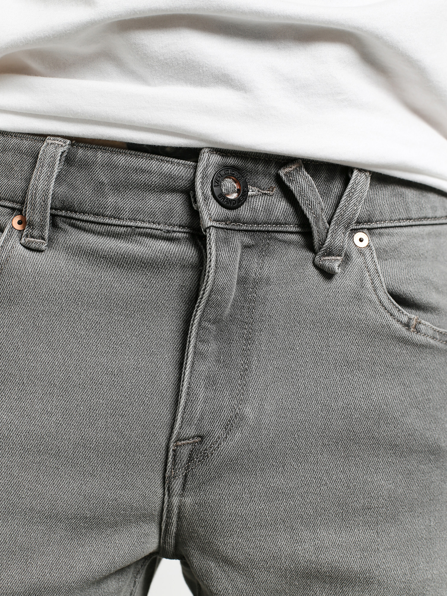gray denim pants