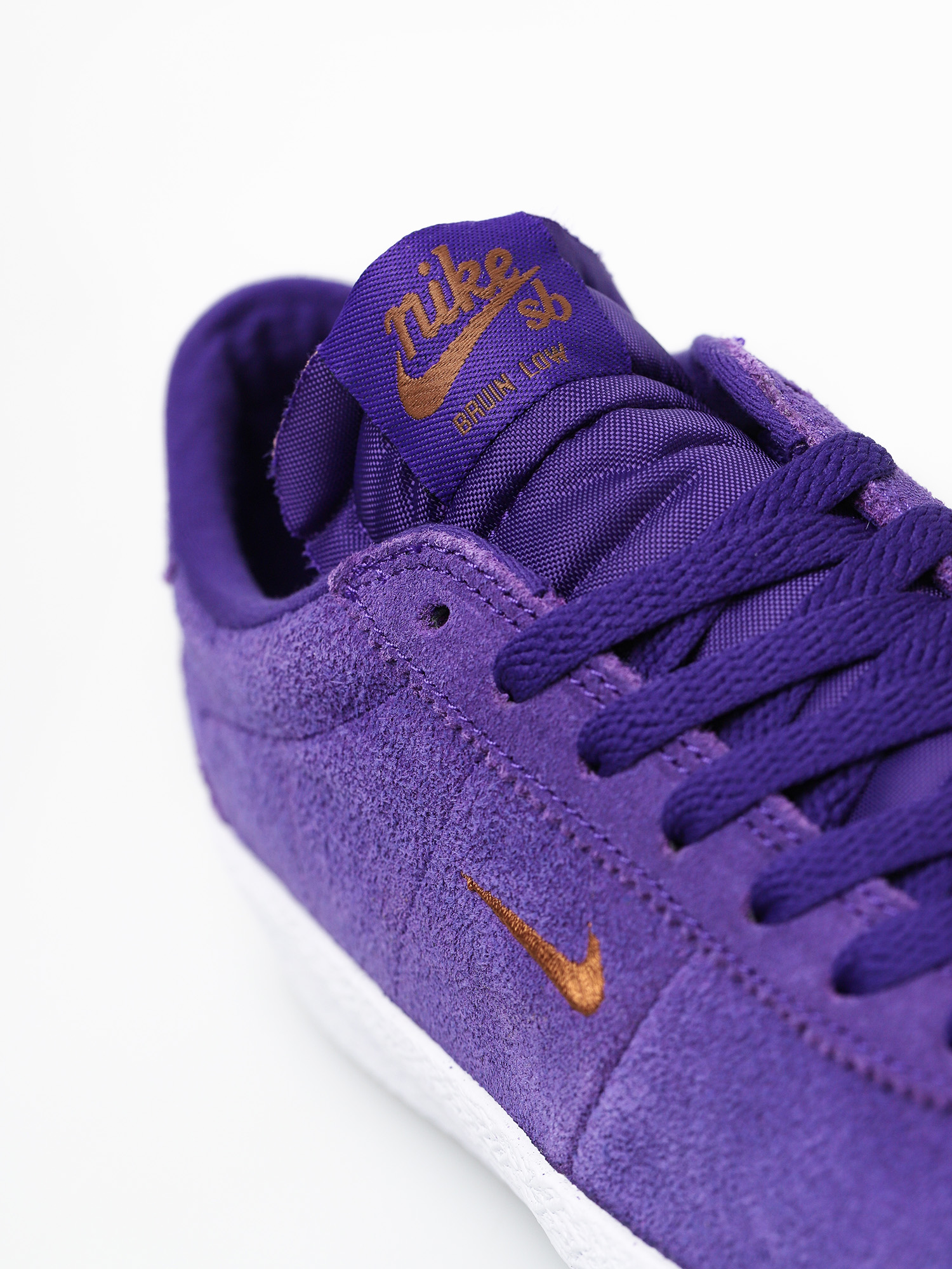 Nike SB Zoom Bruin Ultra Shoes (court purple/lt british tan)