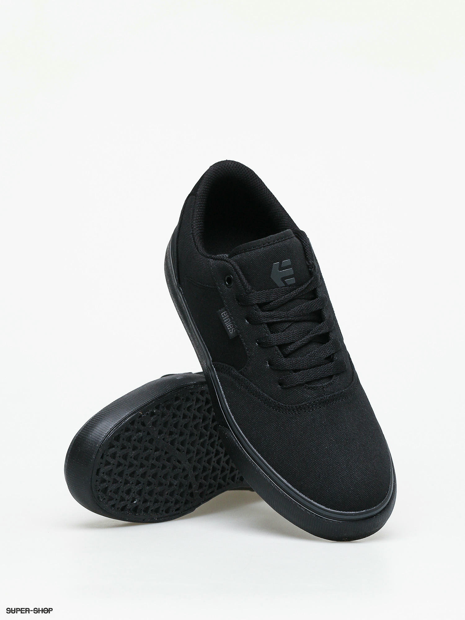 dc shoes blitz