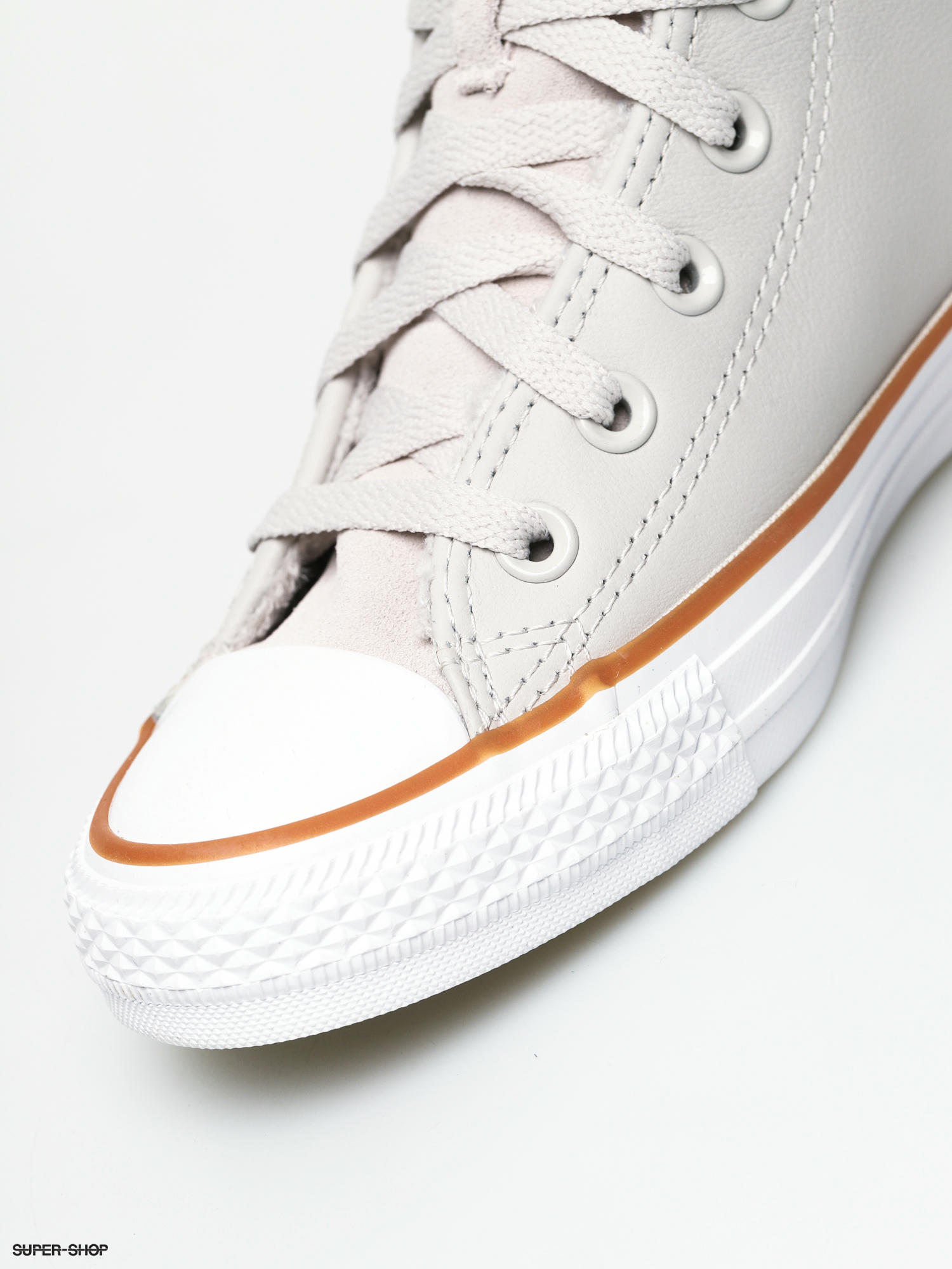 white leather low cut converse
