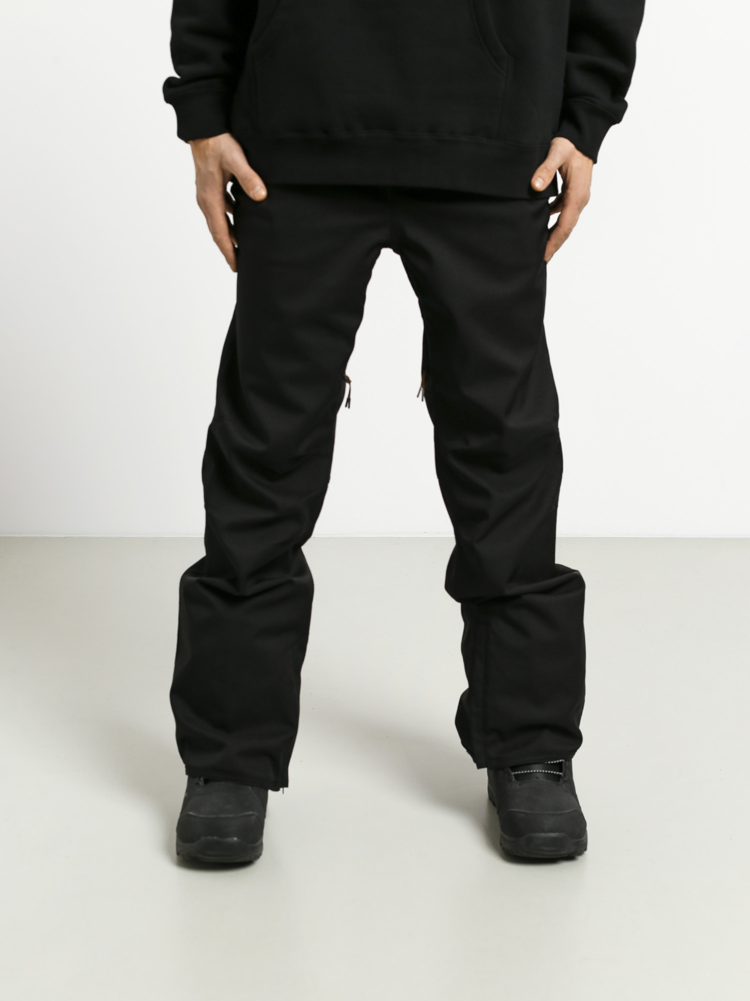 L1 Premium Goods Slim Chino Snowboard pants black (black)