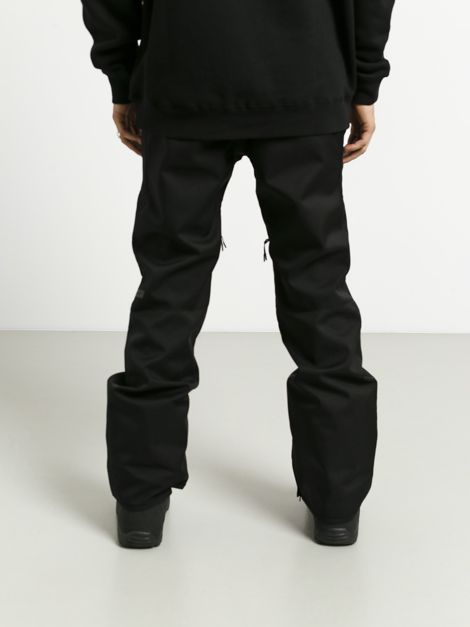 Mens L1 Premium Goods Slim Chino Snowboard pants (black)