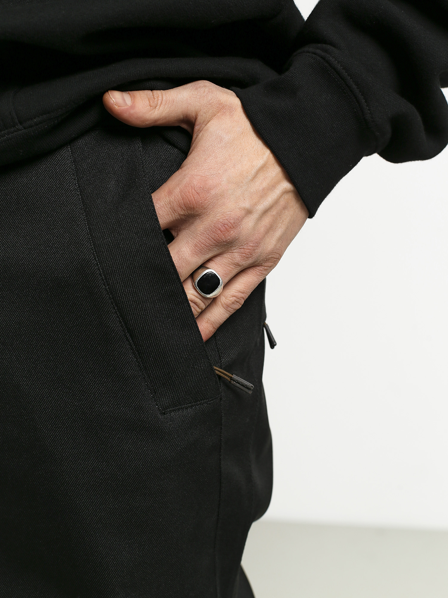 Mens L1 Premium Goods Slim Chino Snowboard pants (black)