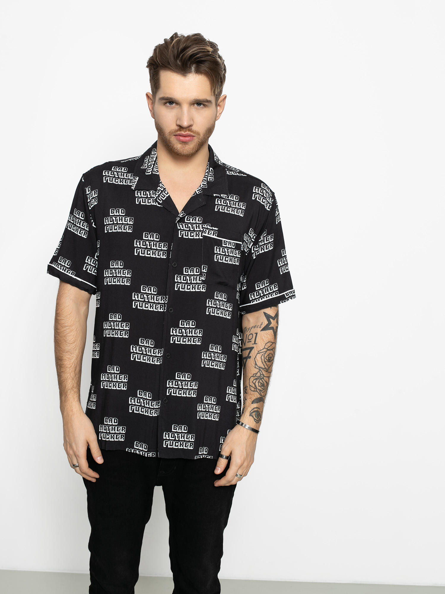 HUF Pulp Fiction Bad Mother Fucker Shirt - black (black) 