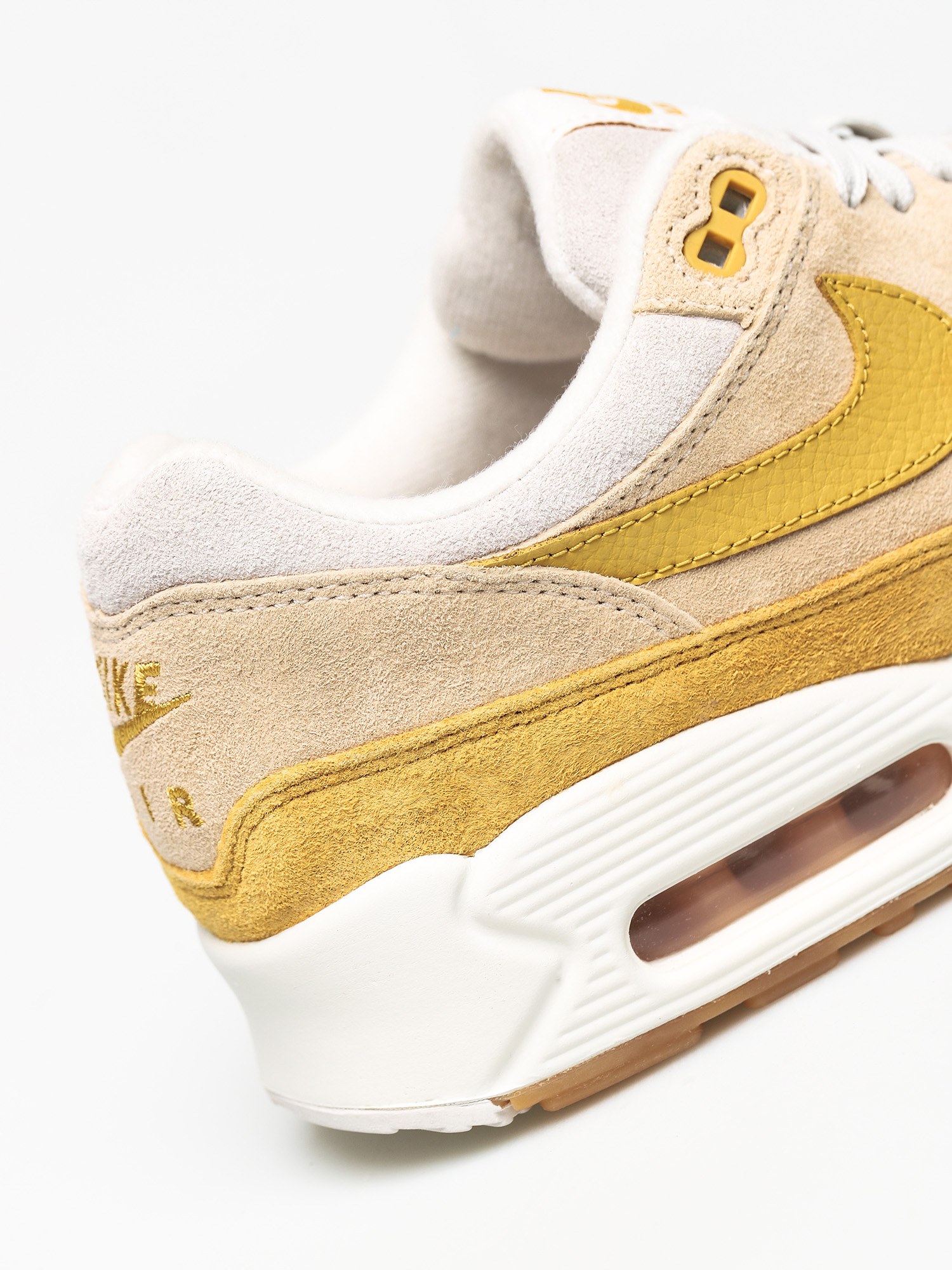 Nike Air Max 90/1 Shoes Wmn (guava ice/wheat gold summit white)
