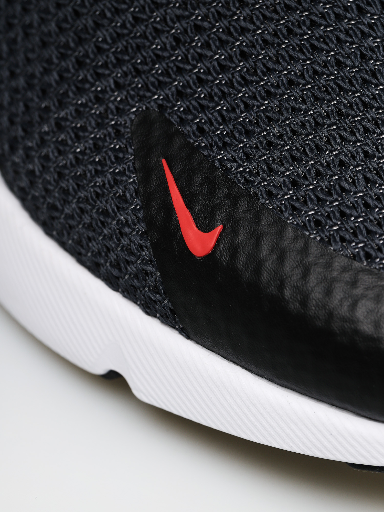 Nike Air Max 270 Se Shoes (anthracite/volt black bright crimson)