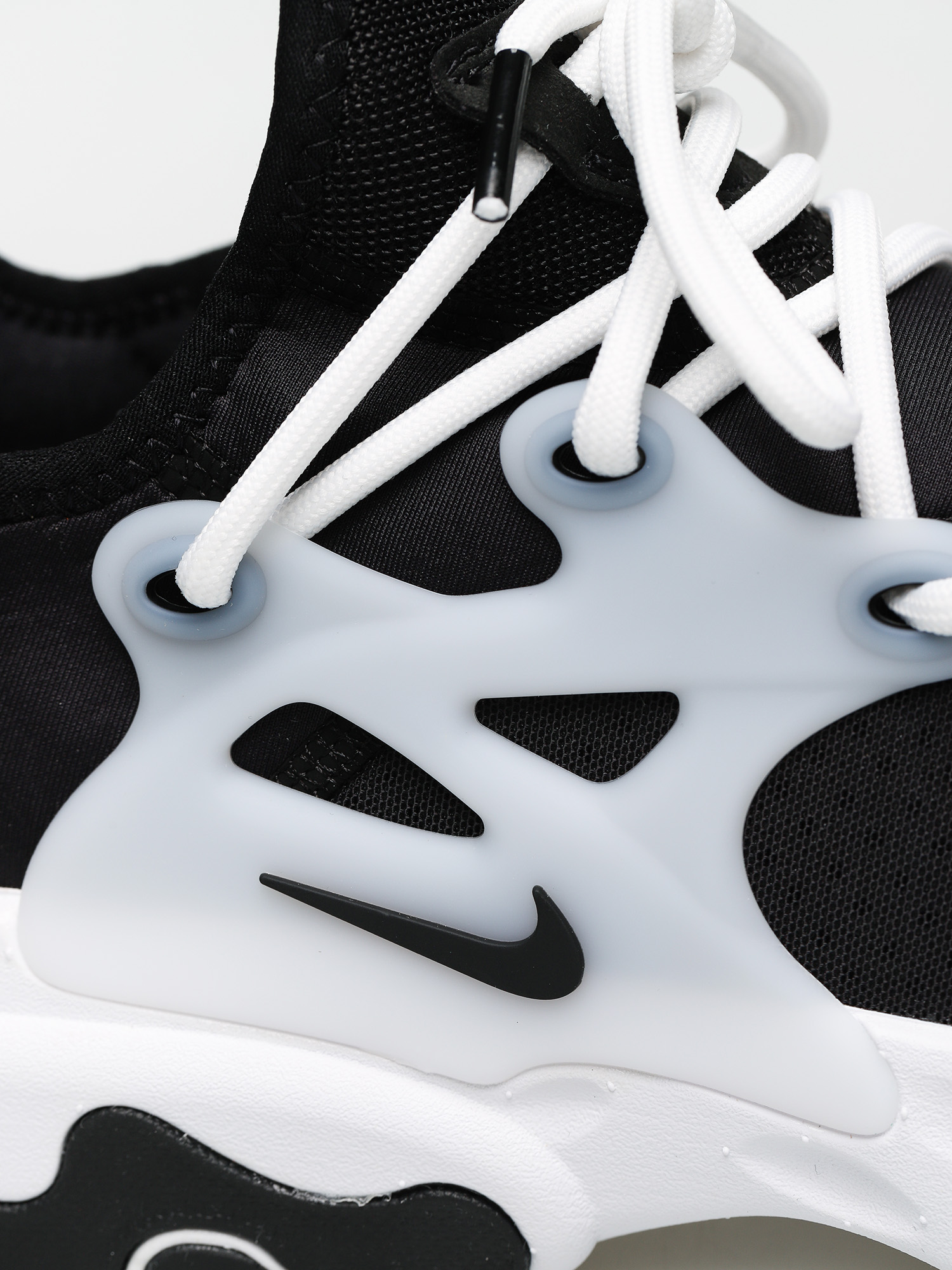 Nike React Presto Shoes (black/black white)