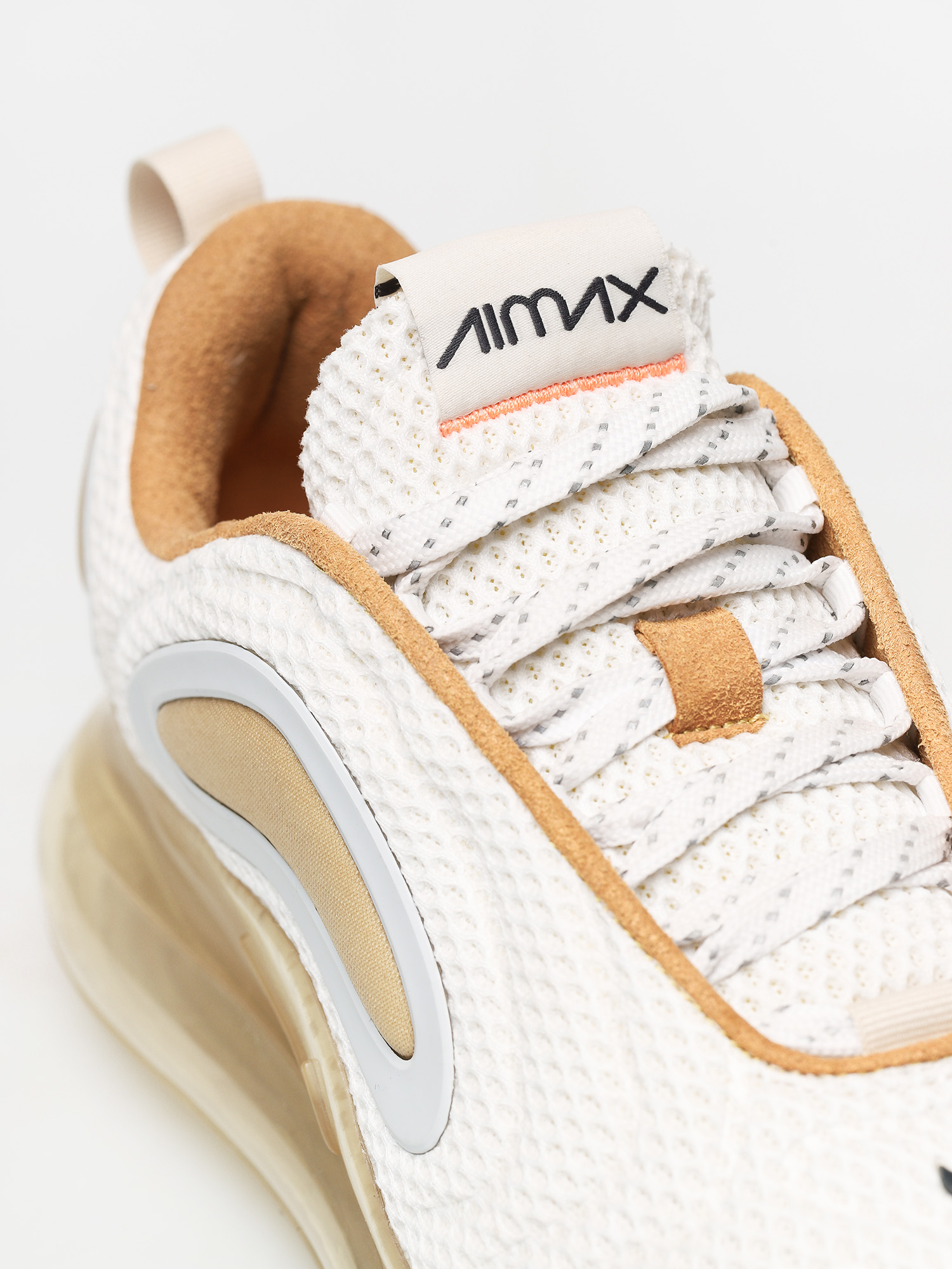 Nike Air Max 720 Shoes (white/anthracite pale vanilla)