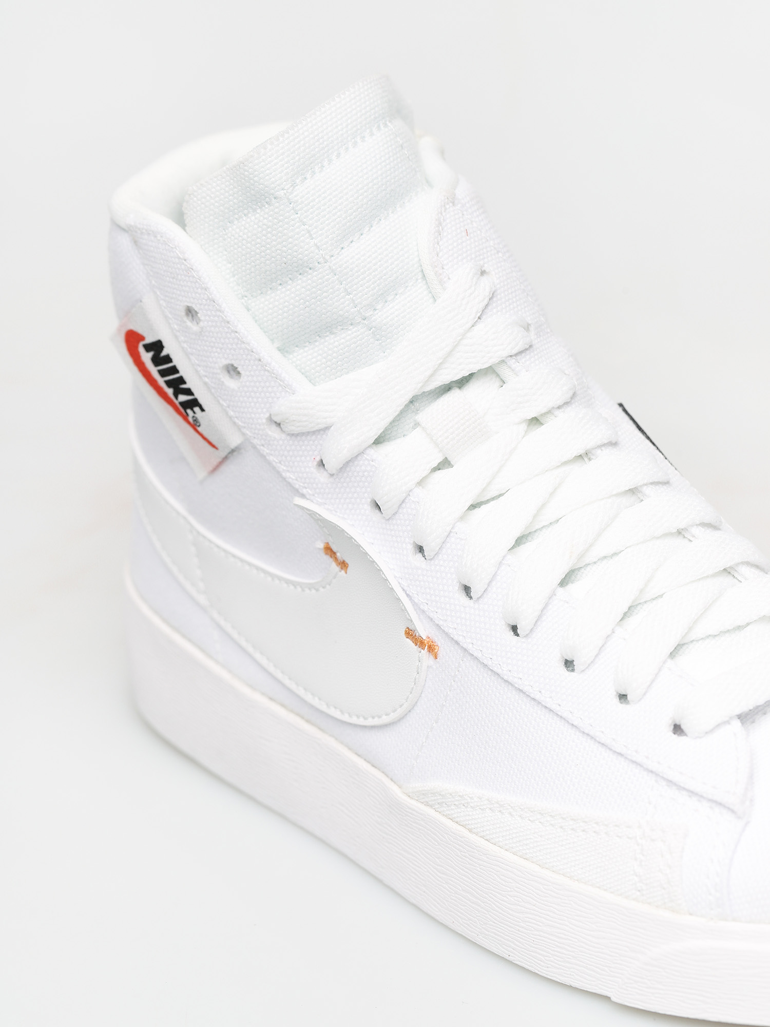Nike Blazer Mid Rebel Shoes Wmn (white/platinum tint summit white)