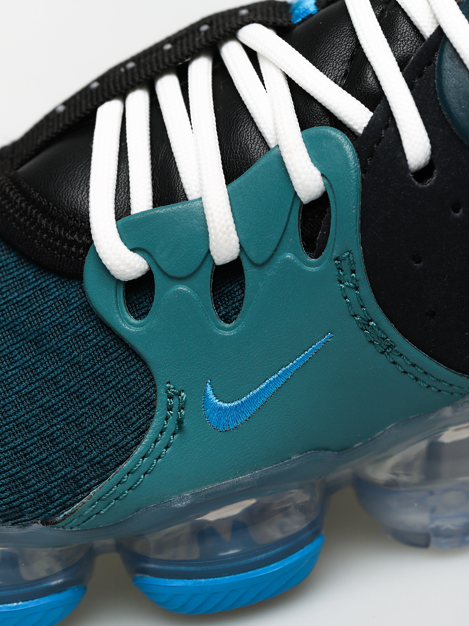 Nike Air Dsvm Shoes (midnight turq/white mineral teal)