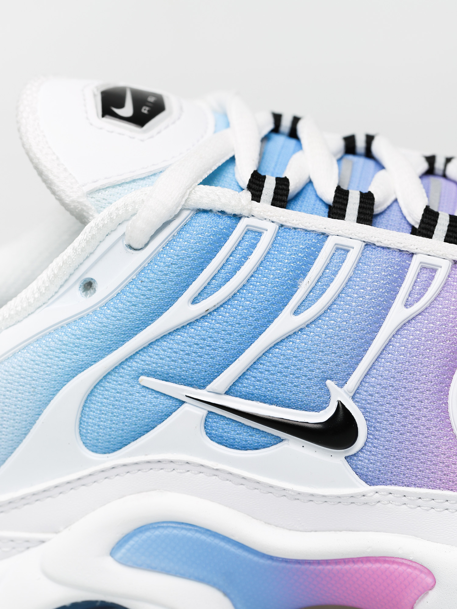 Nike Air Max Plus Wmn Shoes multicolor (white/black university