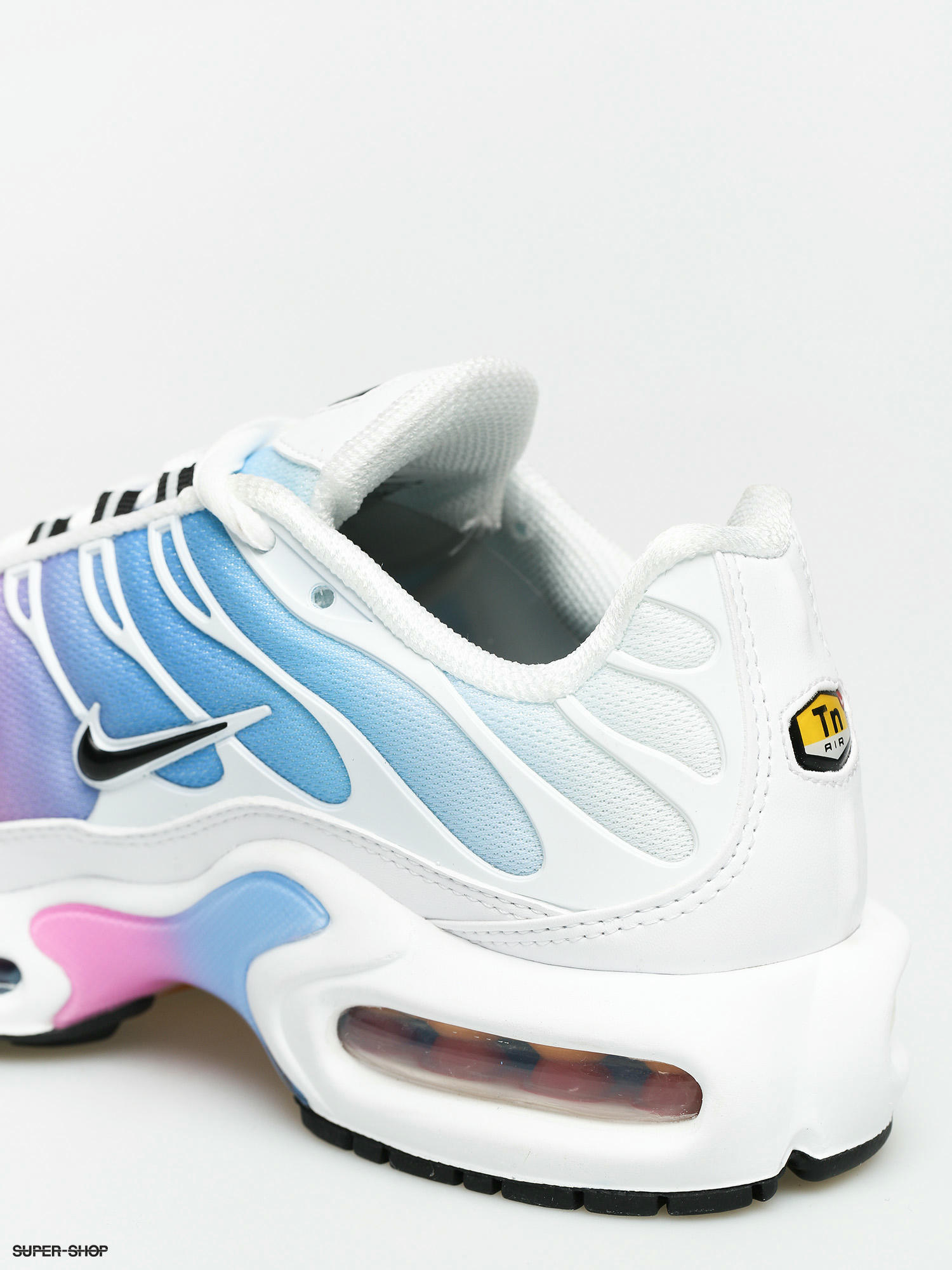 Nike air max plus university blue psychic pink best sale