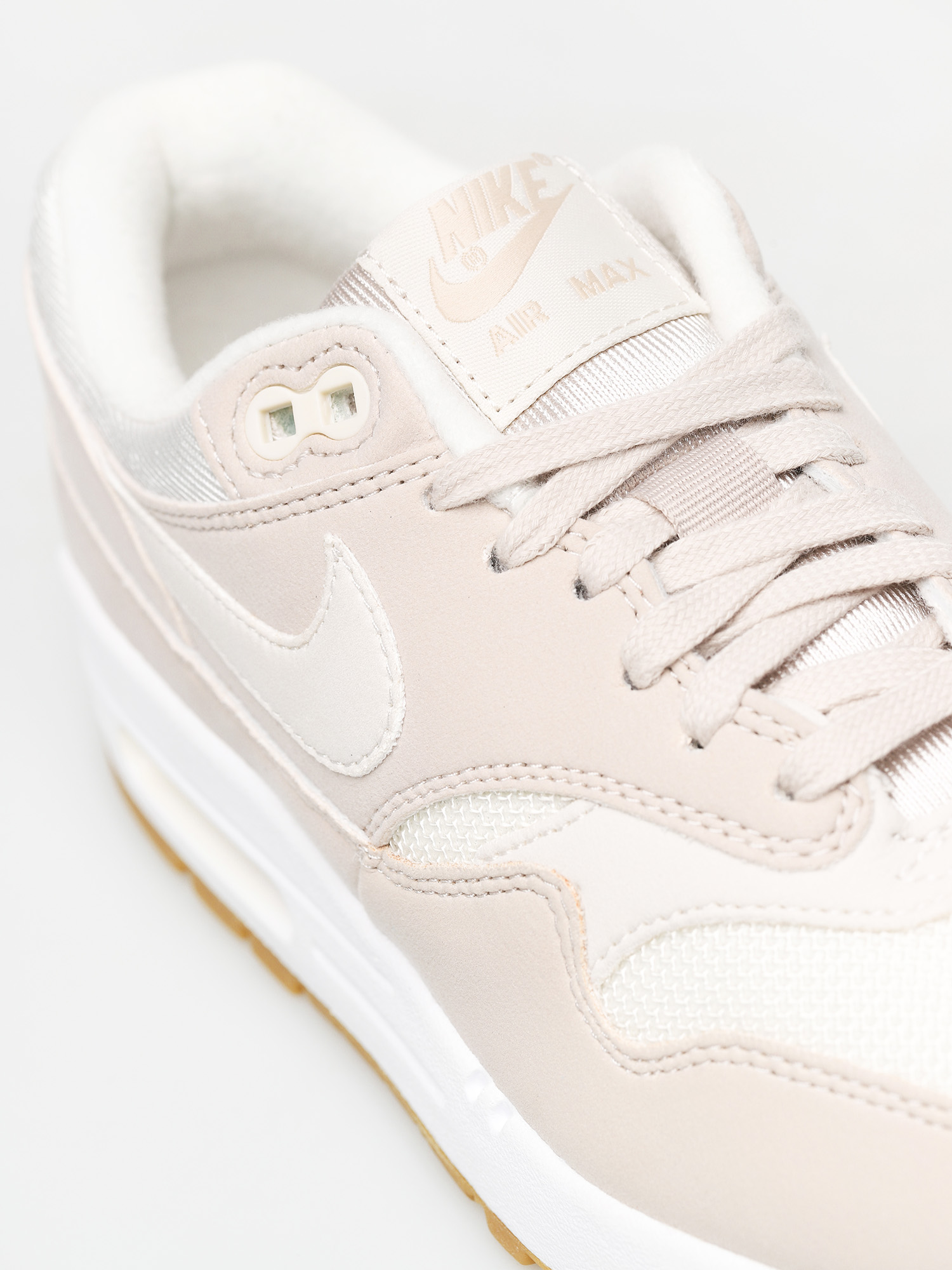 nike air max 1 desert sand phantom