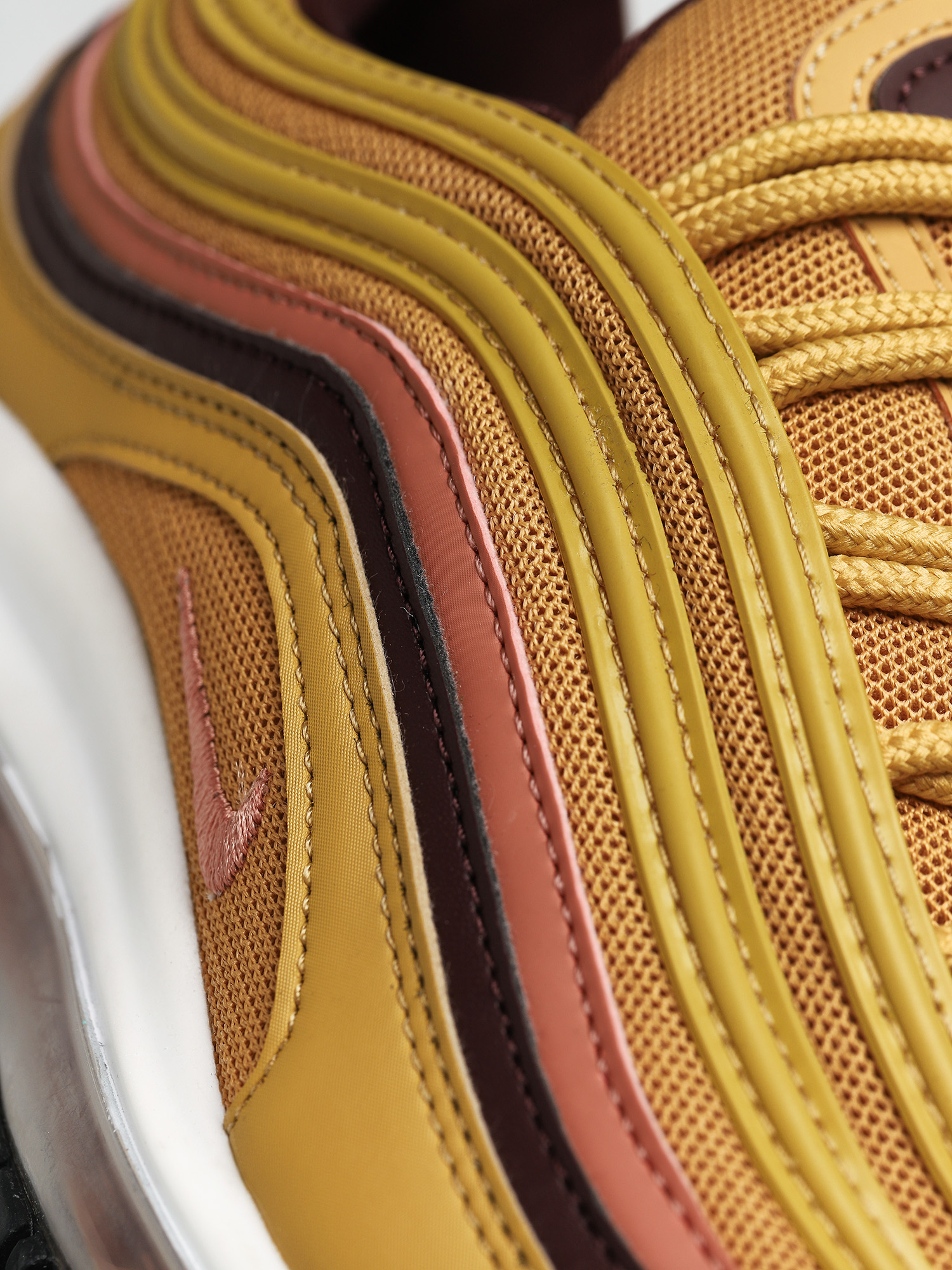 Nike Air Max 97 Shoes Wmn (wheat gold/terra blush burgundy crush)