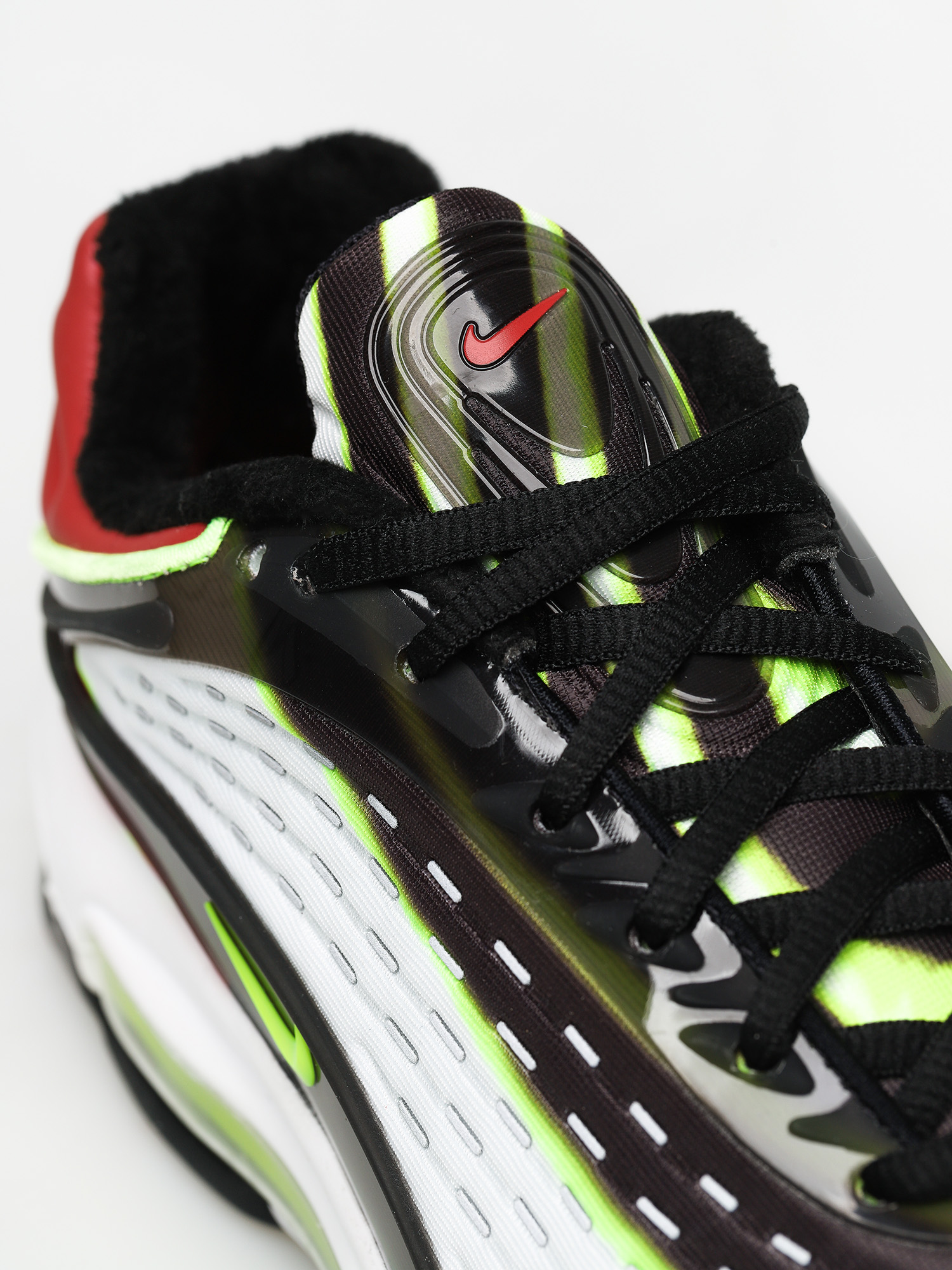 Nike Air Max Deluxe Shoes black (black/volt habanero red white)