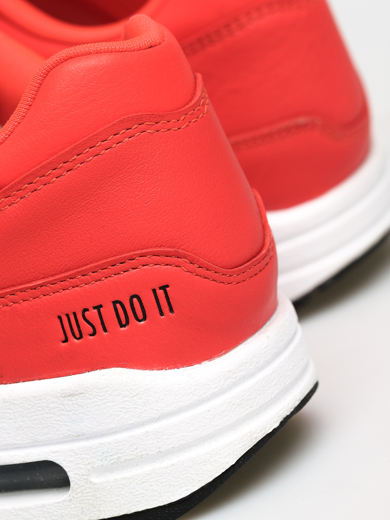 Nike Air Max 1 Se Schuhe Wmn (bright crimson/bright crimson black)