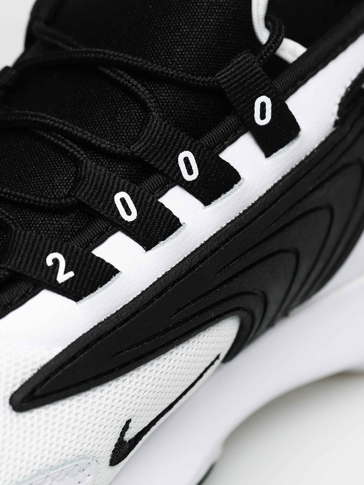 Nike Zoom 2K Shoes (white/black)