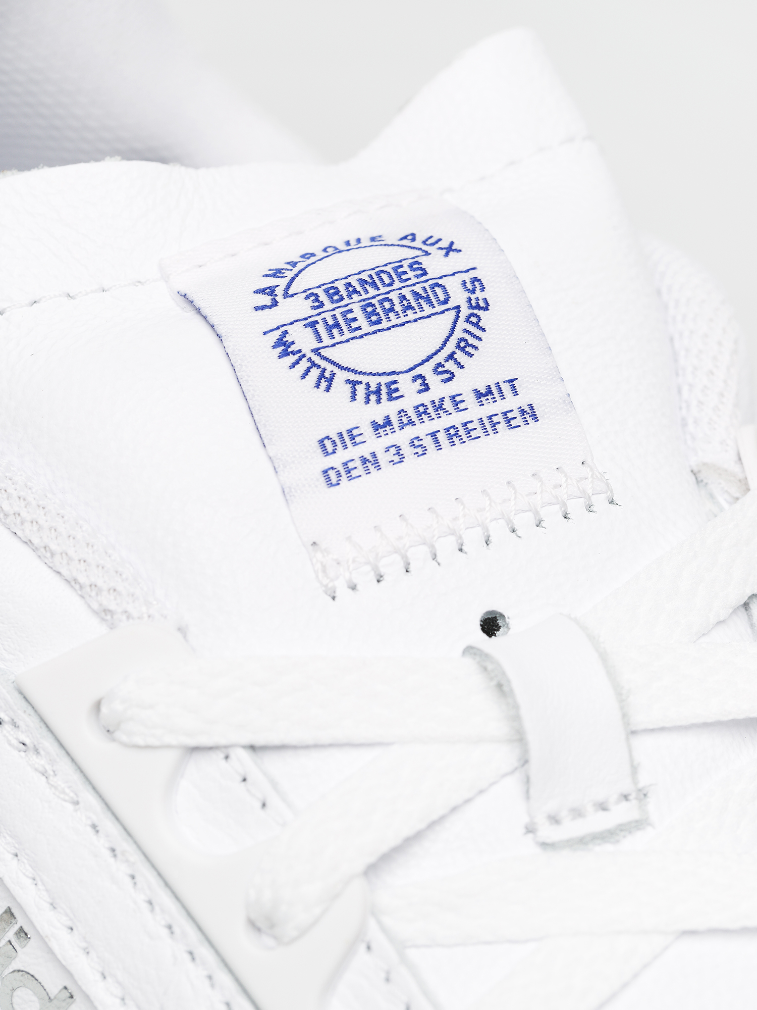 adidas Liberty Cup Schuhe (ftwwht/royblu/silvmt)