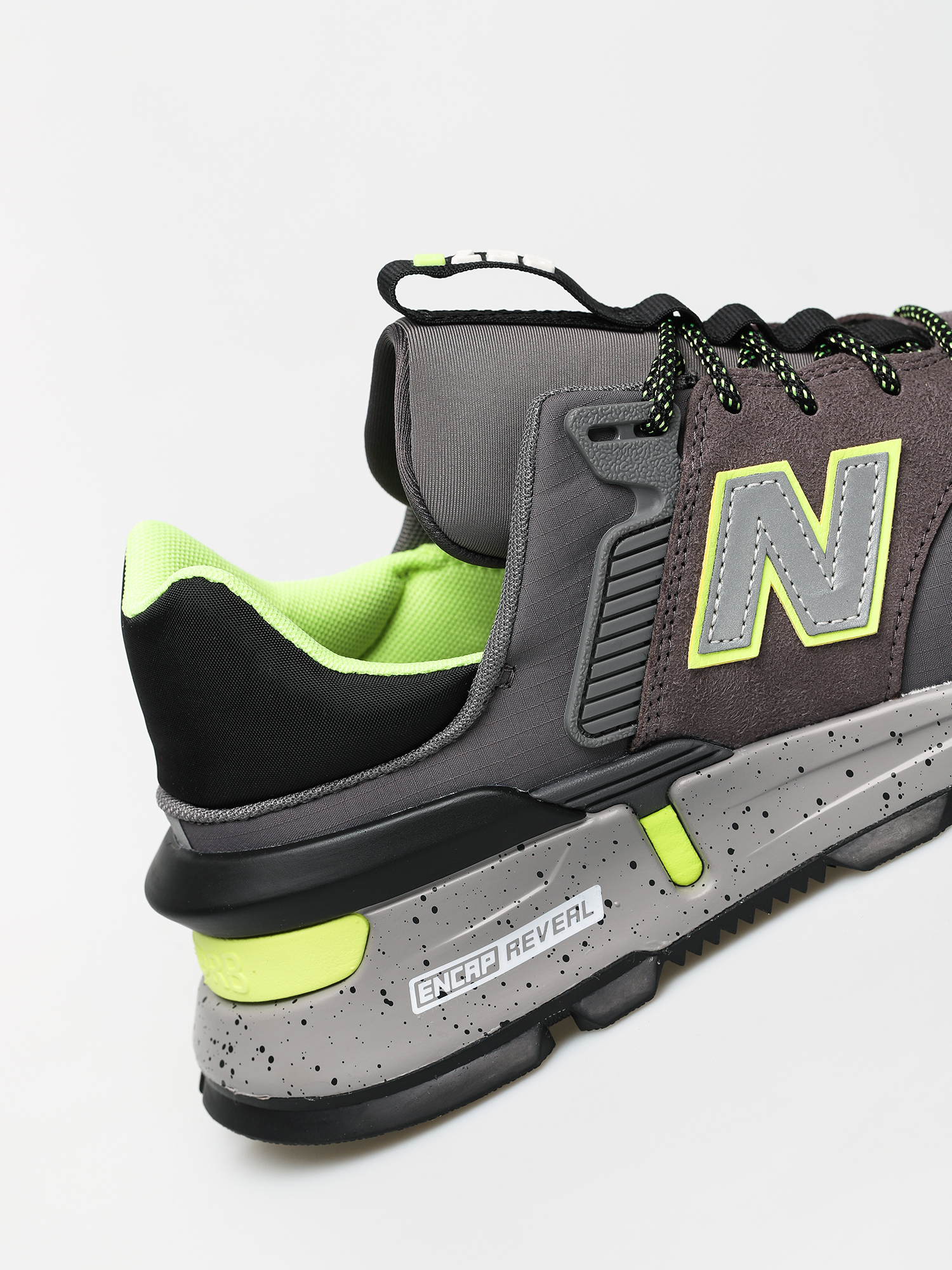 New Balance 997S Shoes (grey/black)