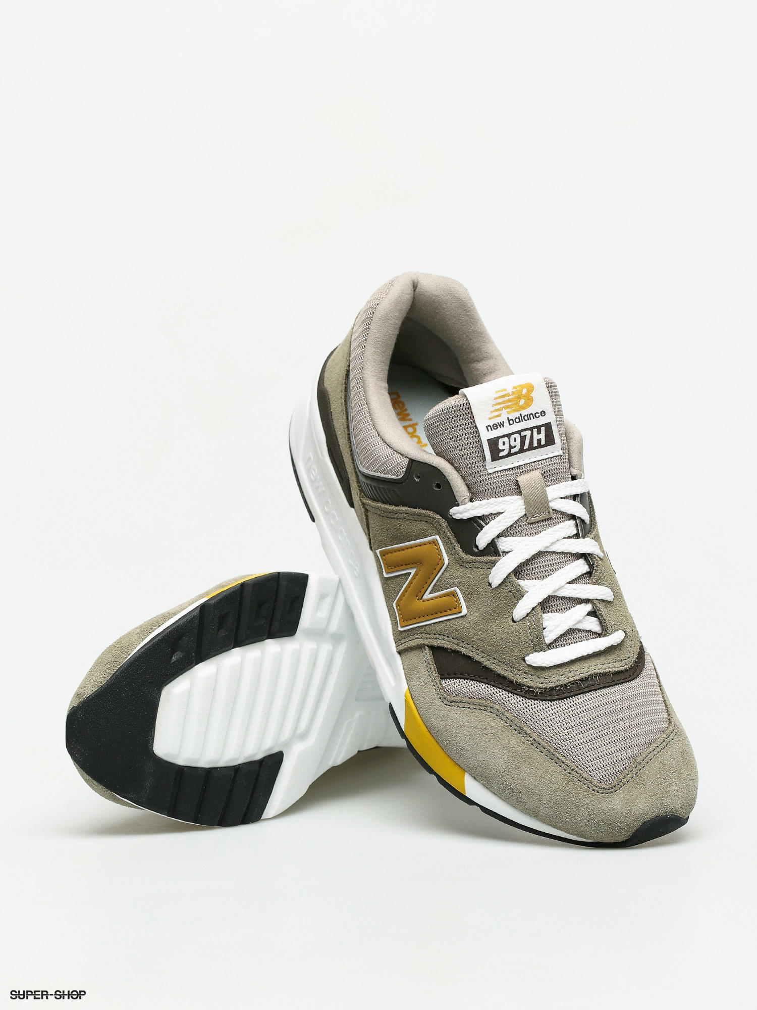 new balance green and gold