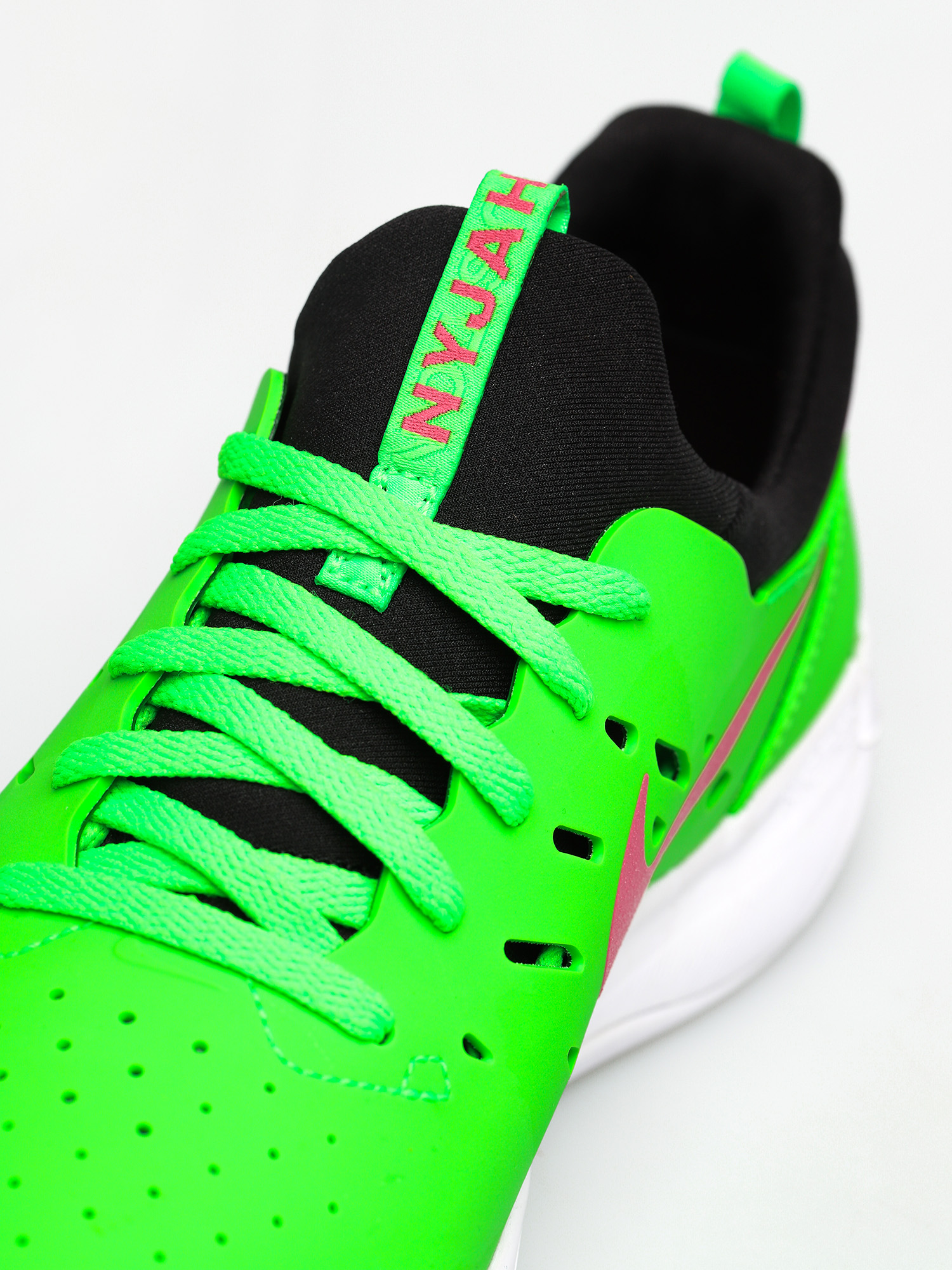 Nike SB Nyjah Free Shoes (green strike/watermelon green strike)