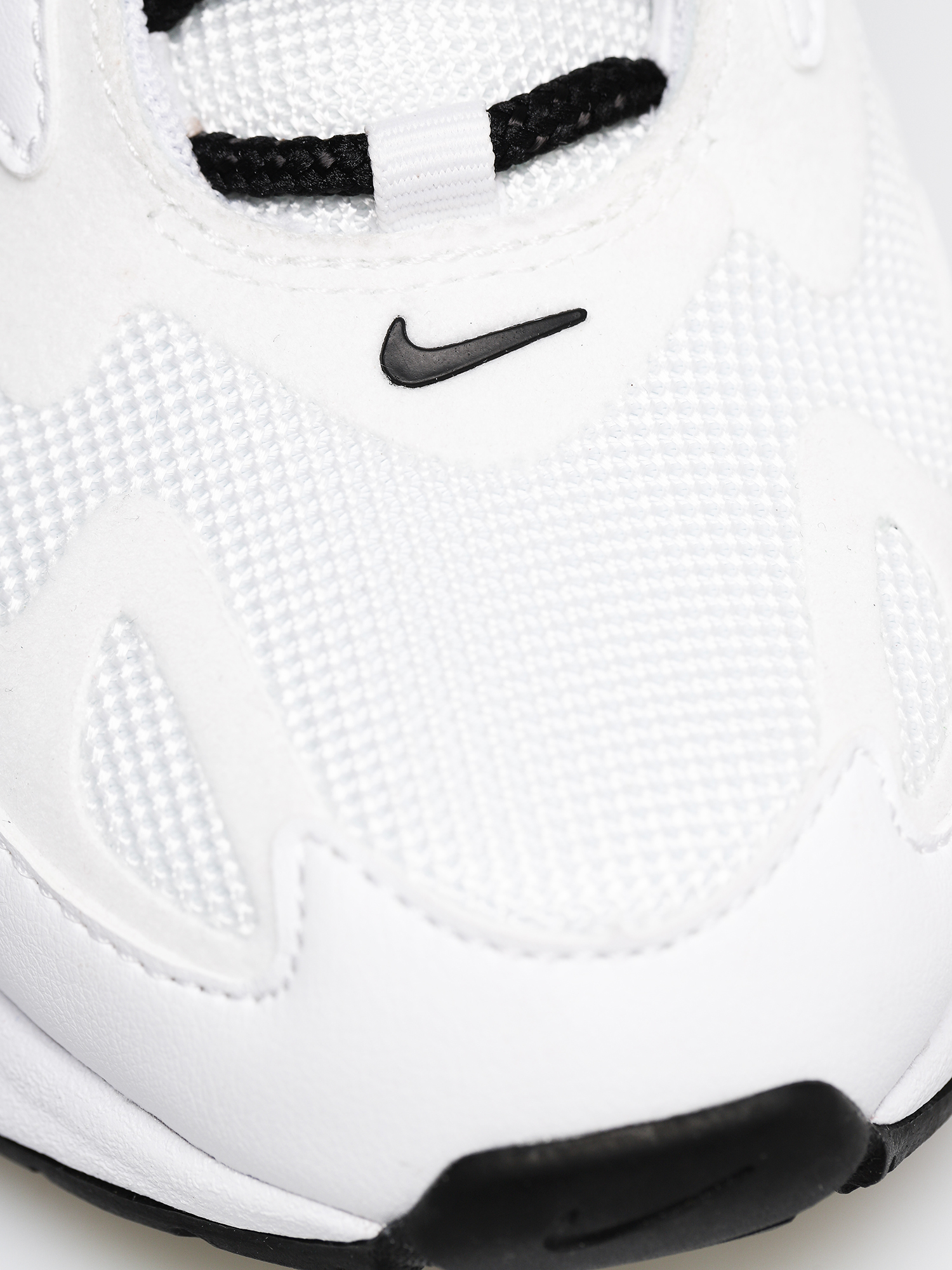 Nike Air Max 200 Schuhe Wmn (white/metallic gold black)