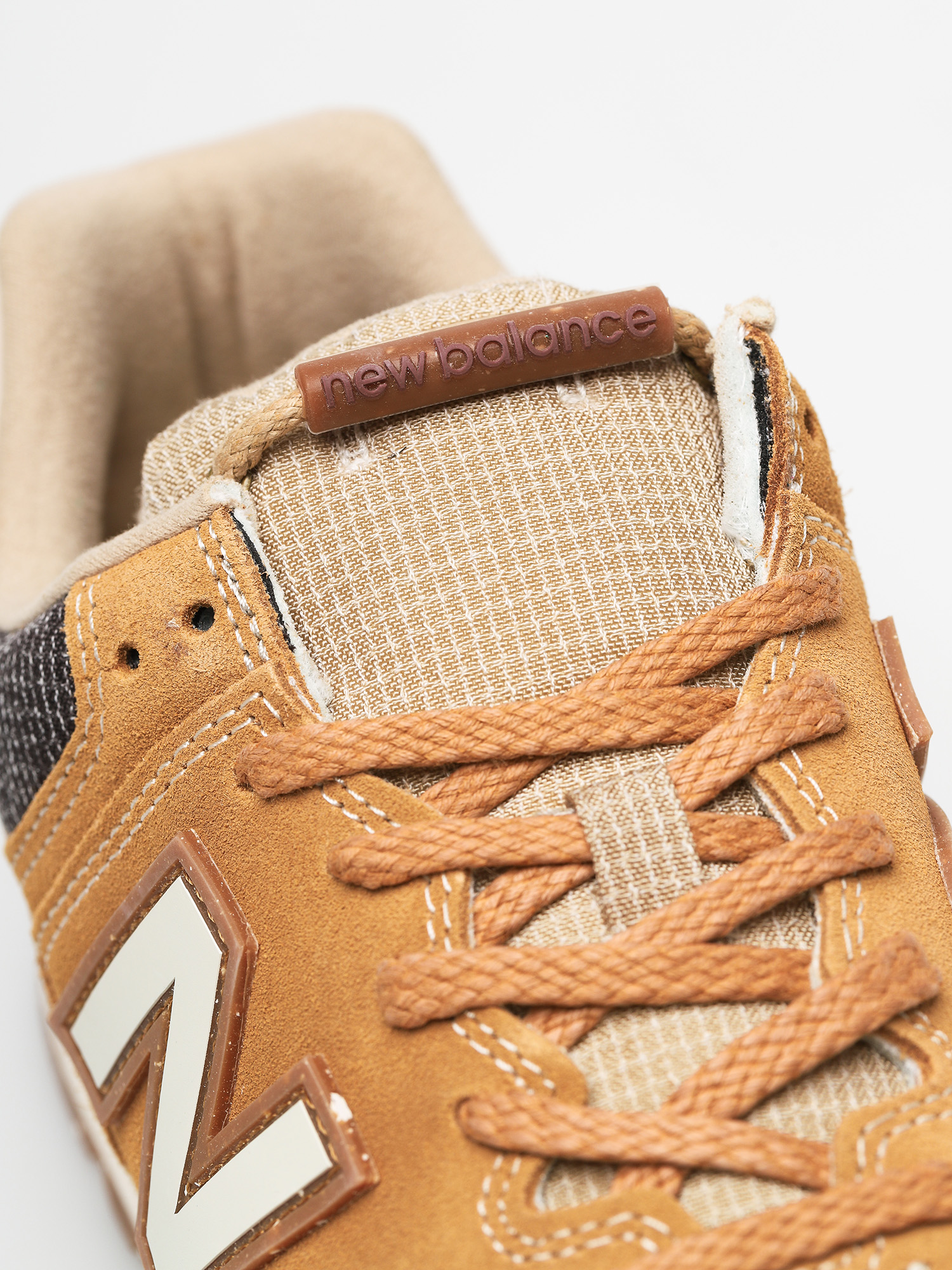 New Balance 574 Shoes (brown)