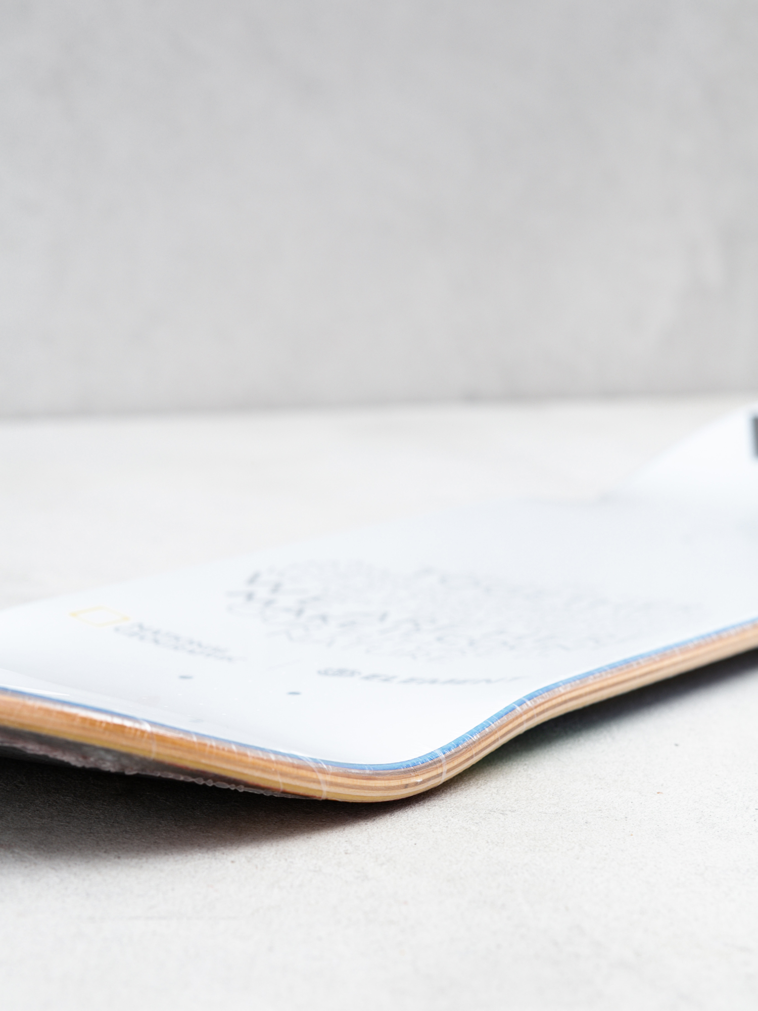 Element Nat Geo Prisma Deck (assorted)